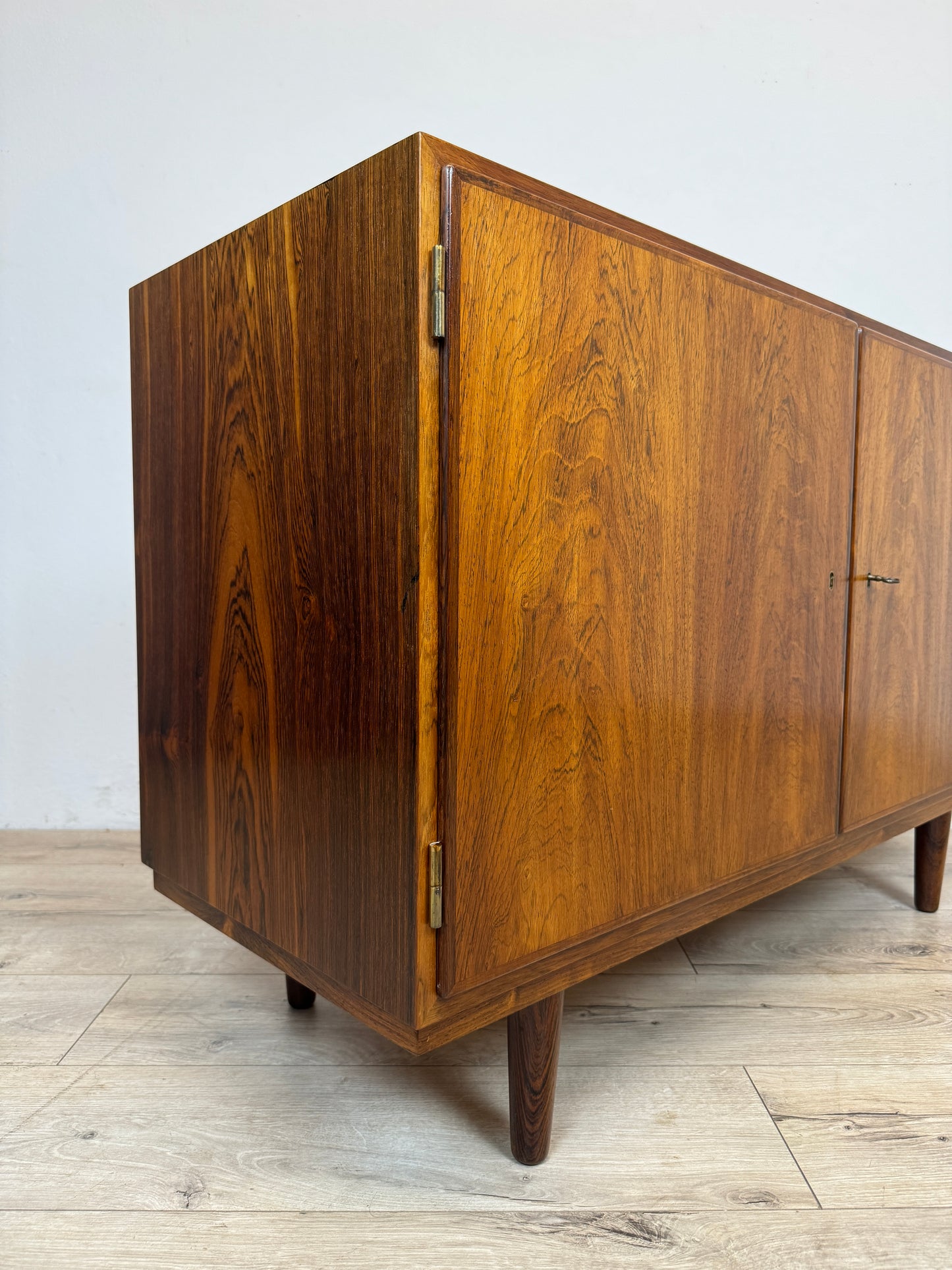 Sideboard in palissandro di Poul Hundevad