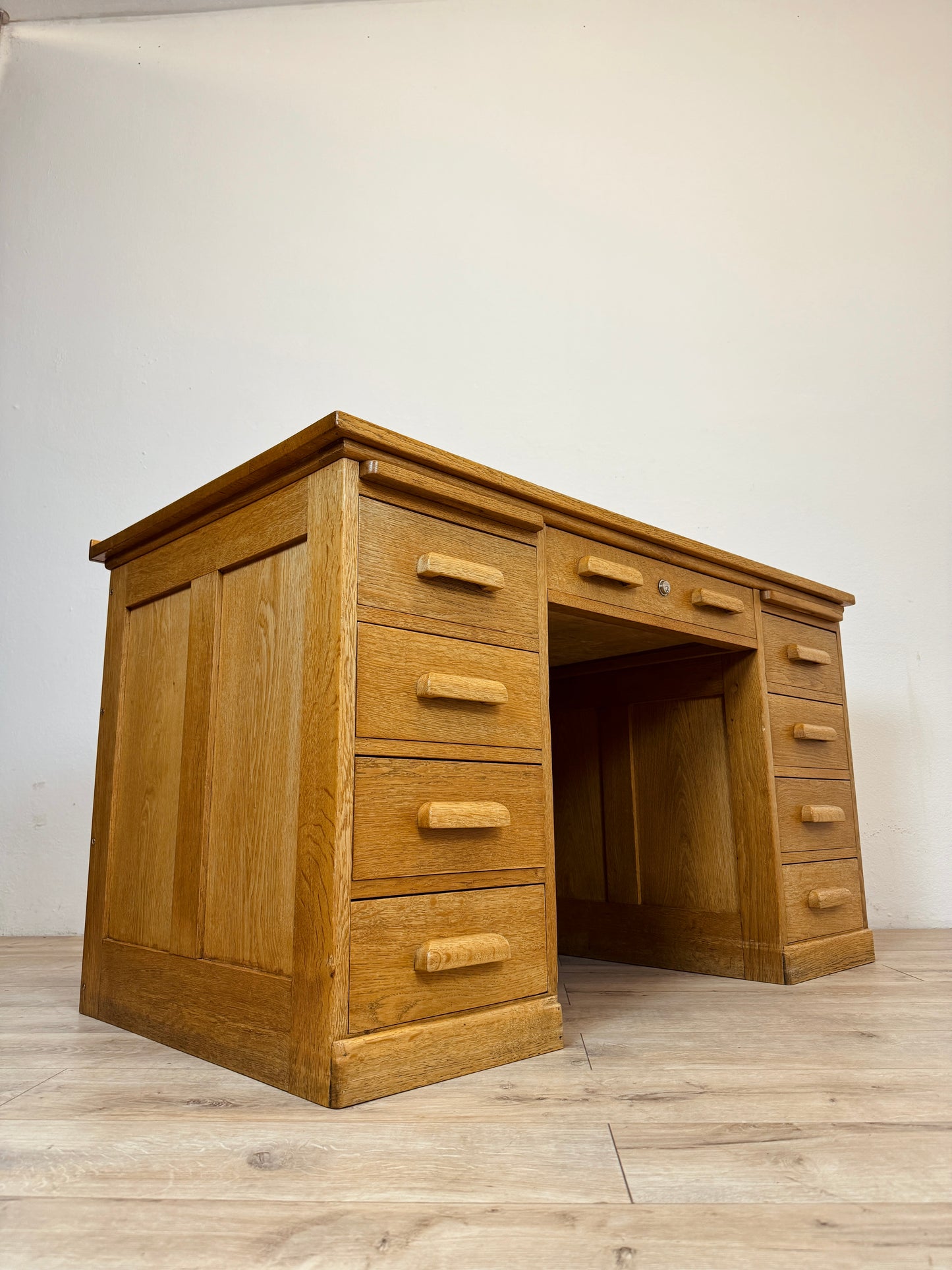 Scrivania in rovere anni 50