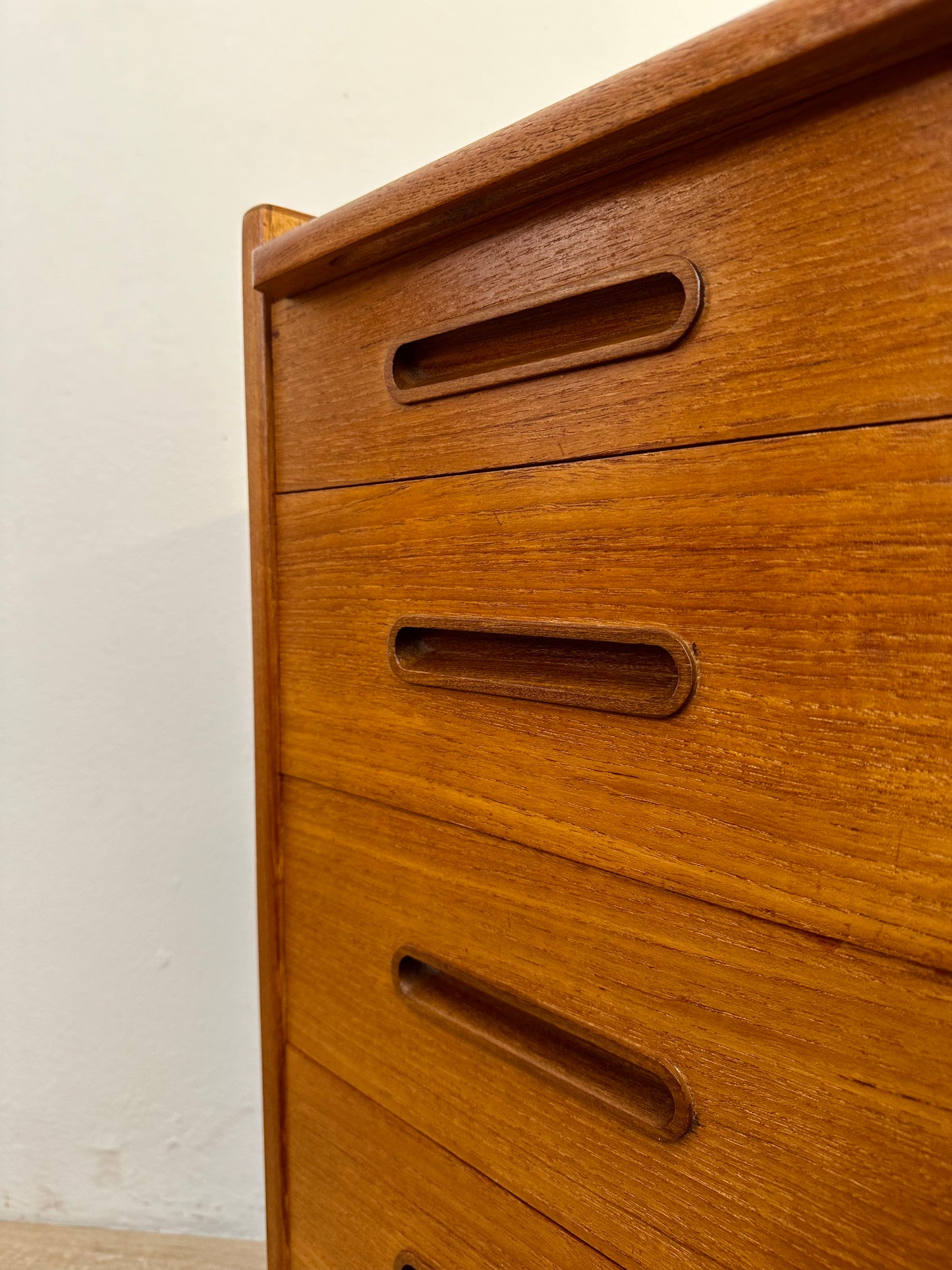Cassettiera danese in teak