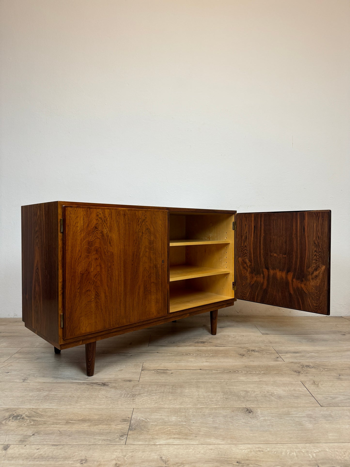 Sideboard in palissandro di Poul Hundevad