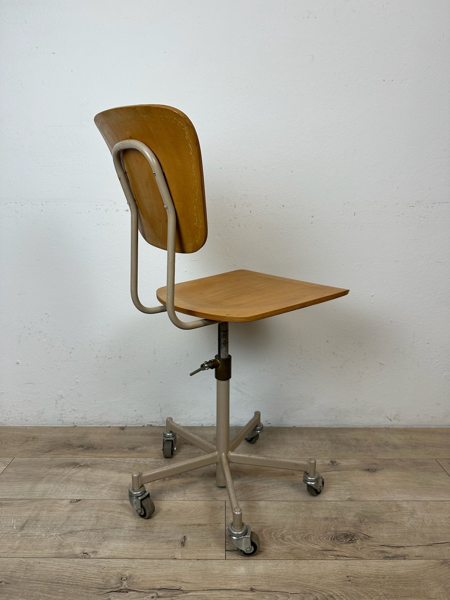 Sedia con ruote anni 60