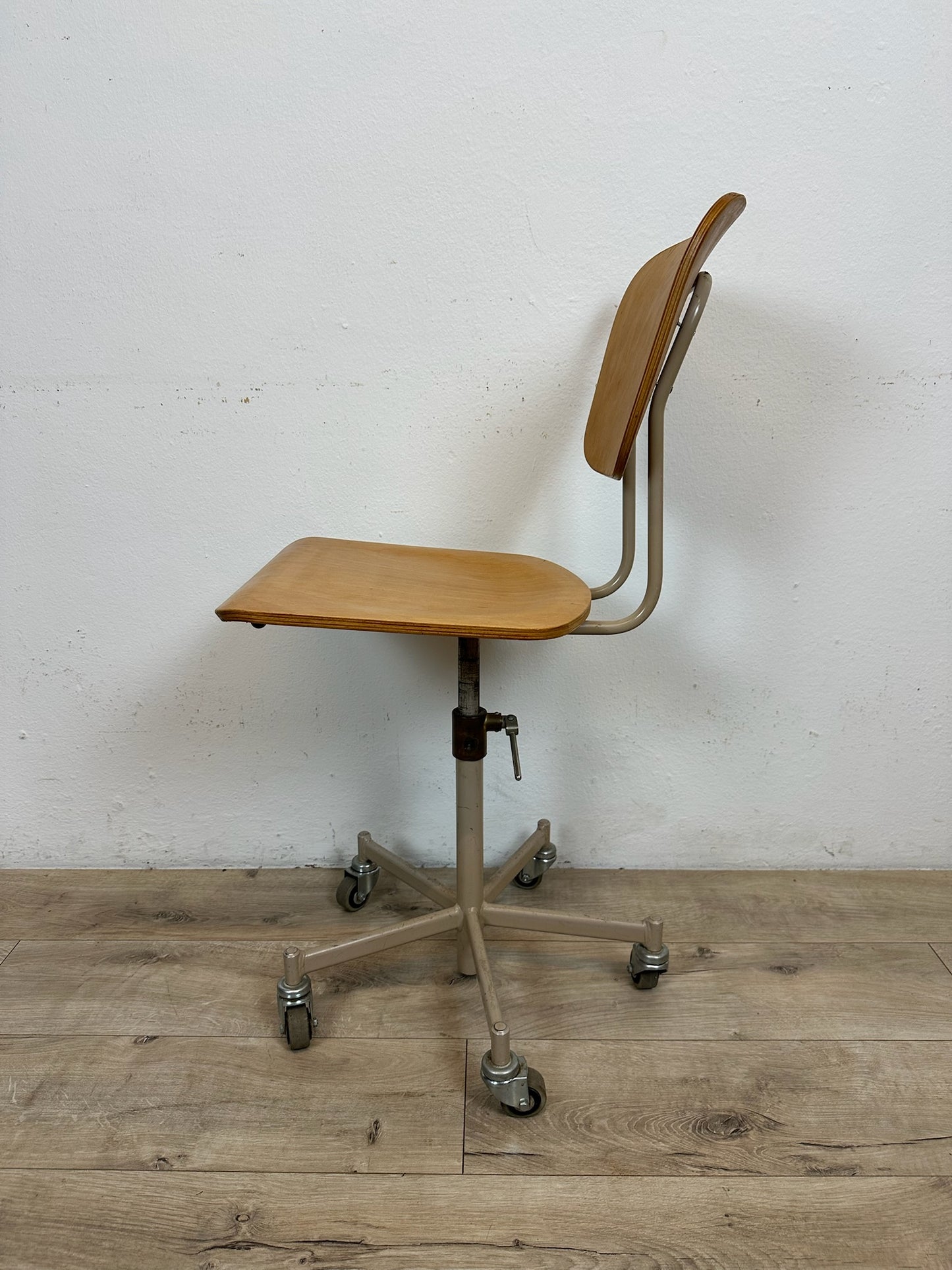 Sedia con ruote anni 60