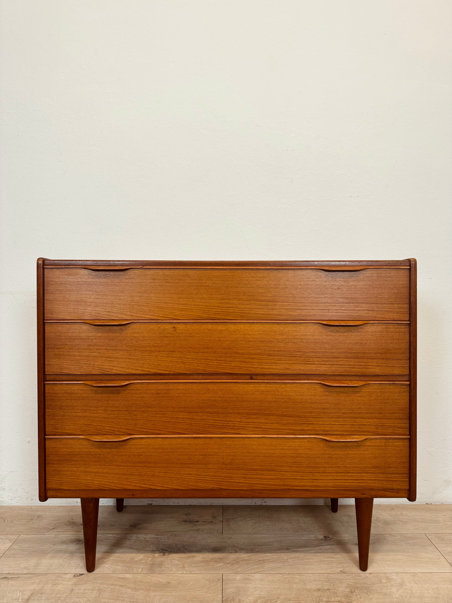 Cassettiera danese in teak