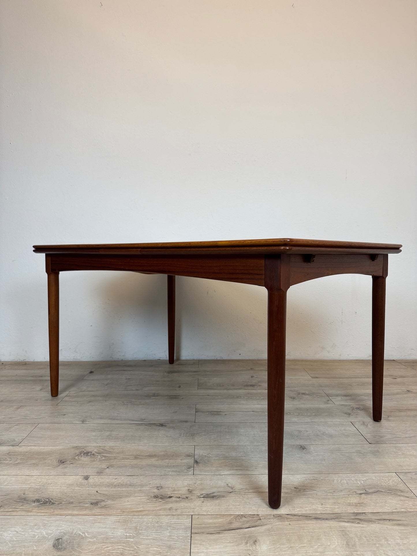 Tavolo allungabile in teak