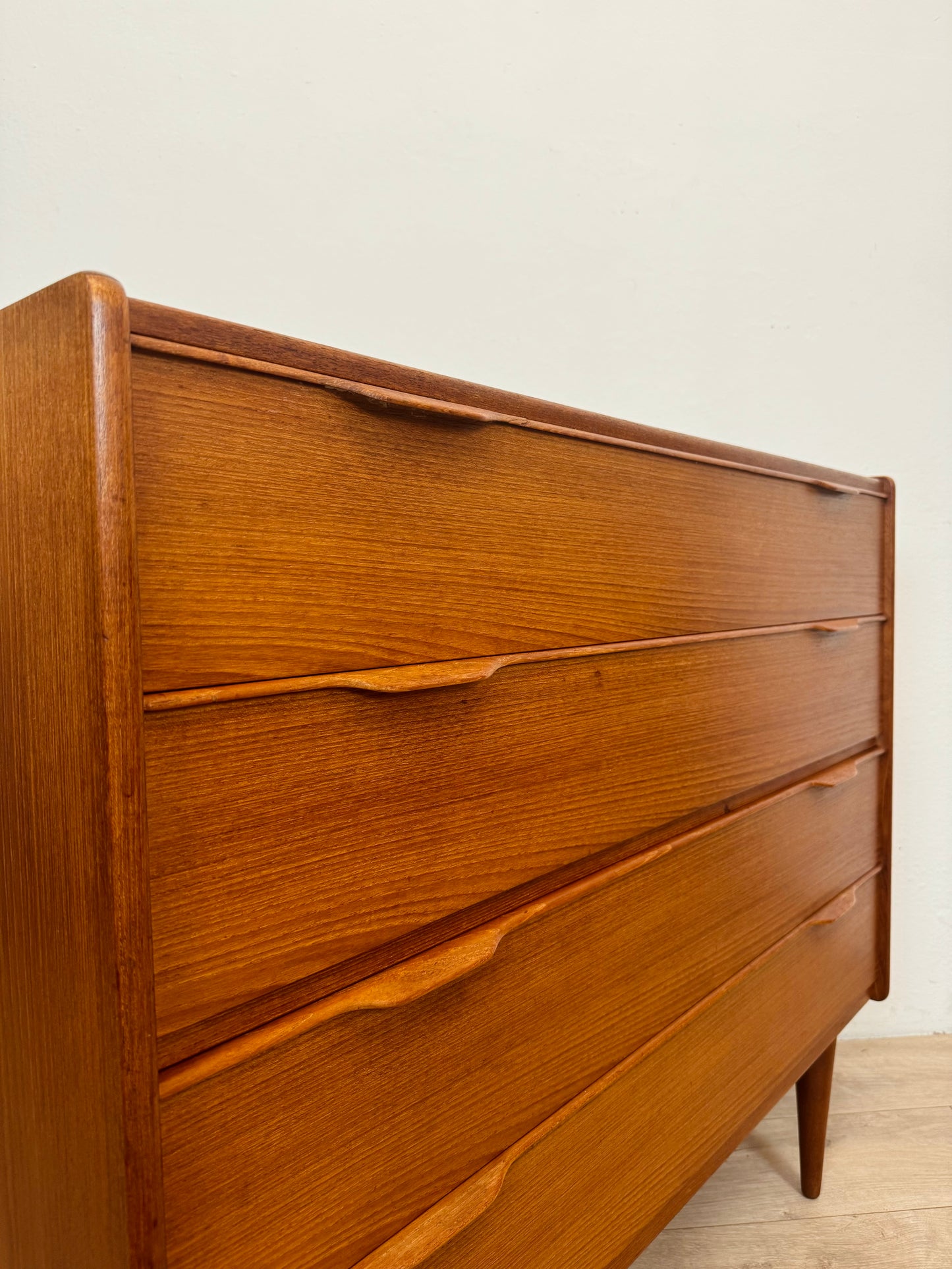 Cassettiera danese in teak