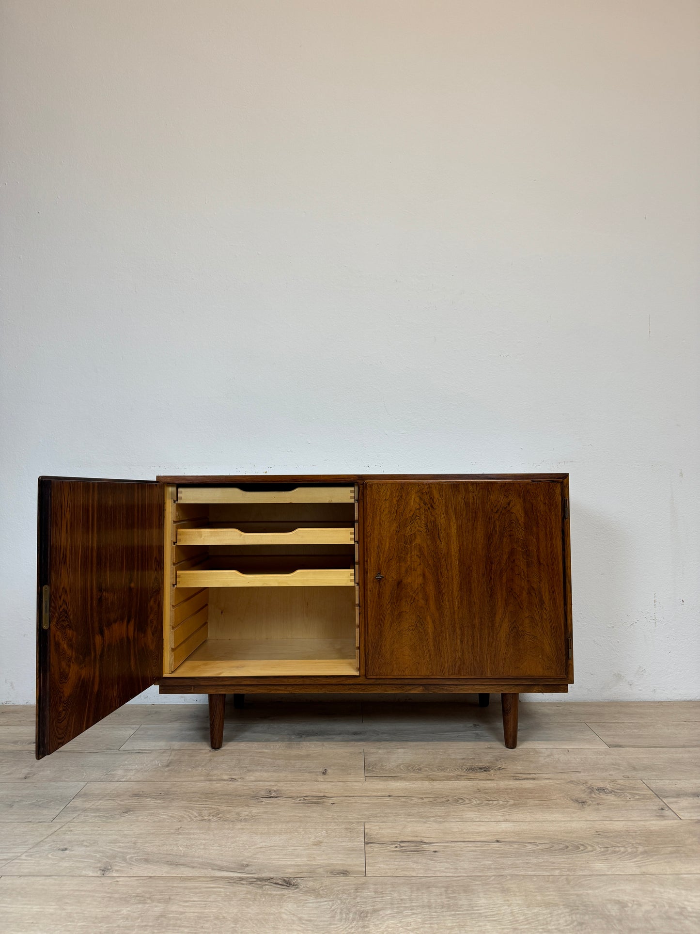 Sideboard in palissandro di Poul Hundevad
