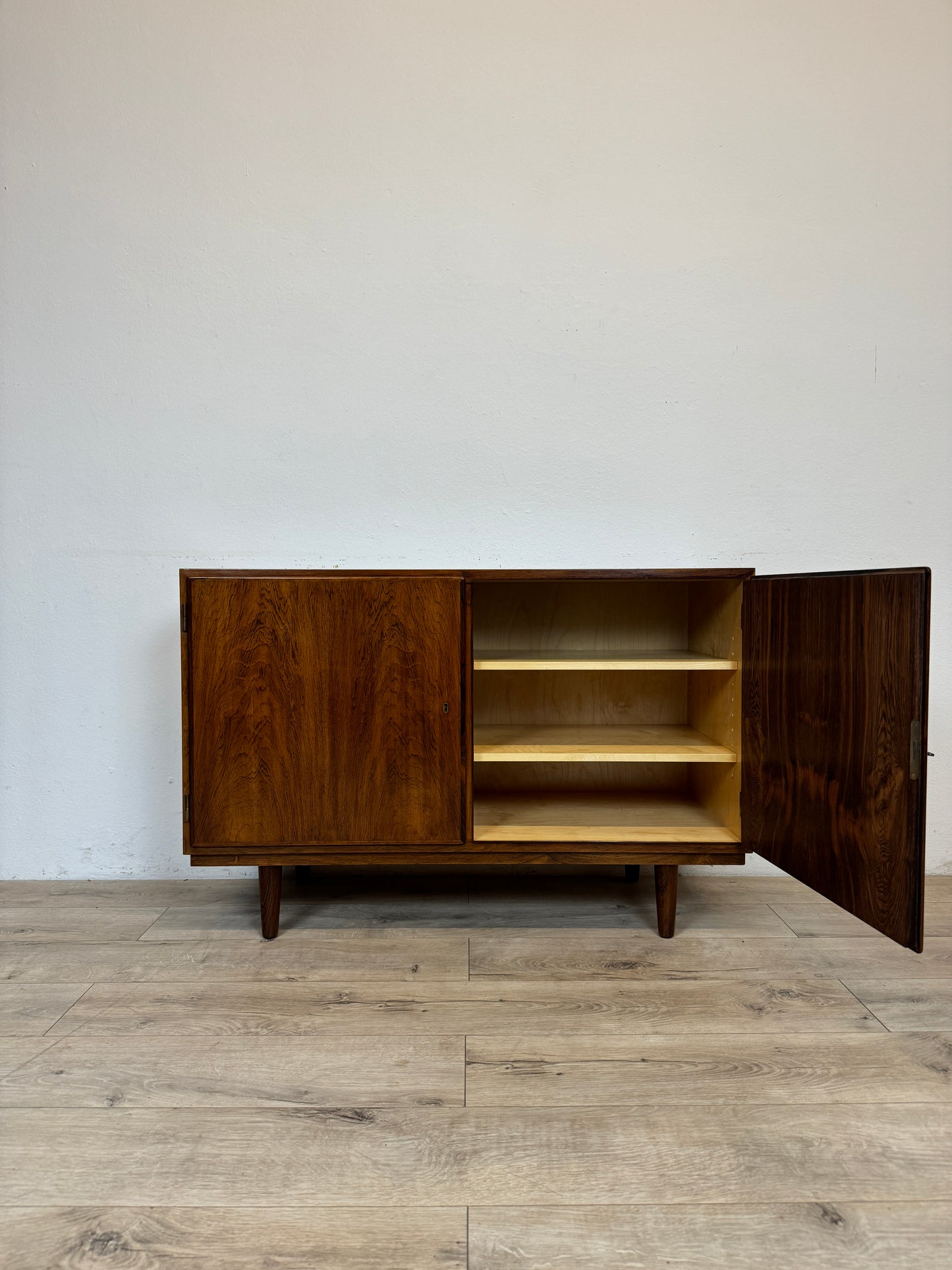 Sideboard in palissandro di Poul Hundevad