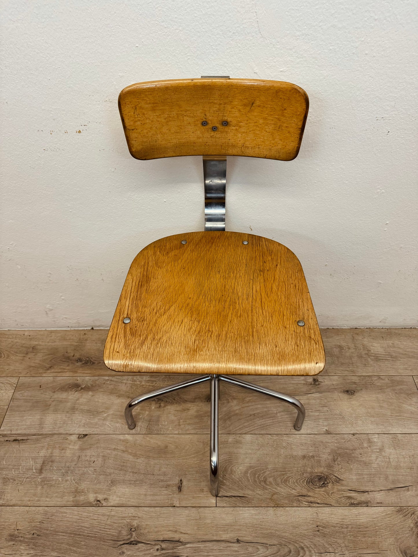 Sgabello industriale anni 60