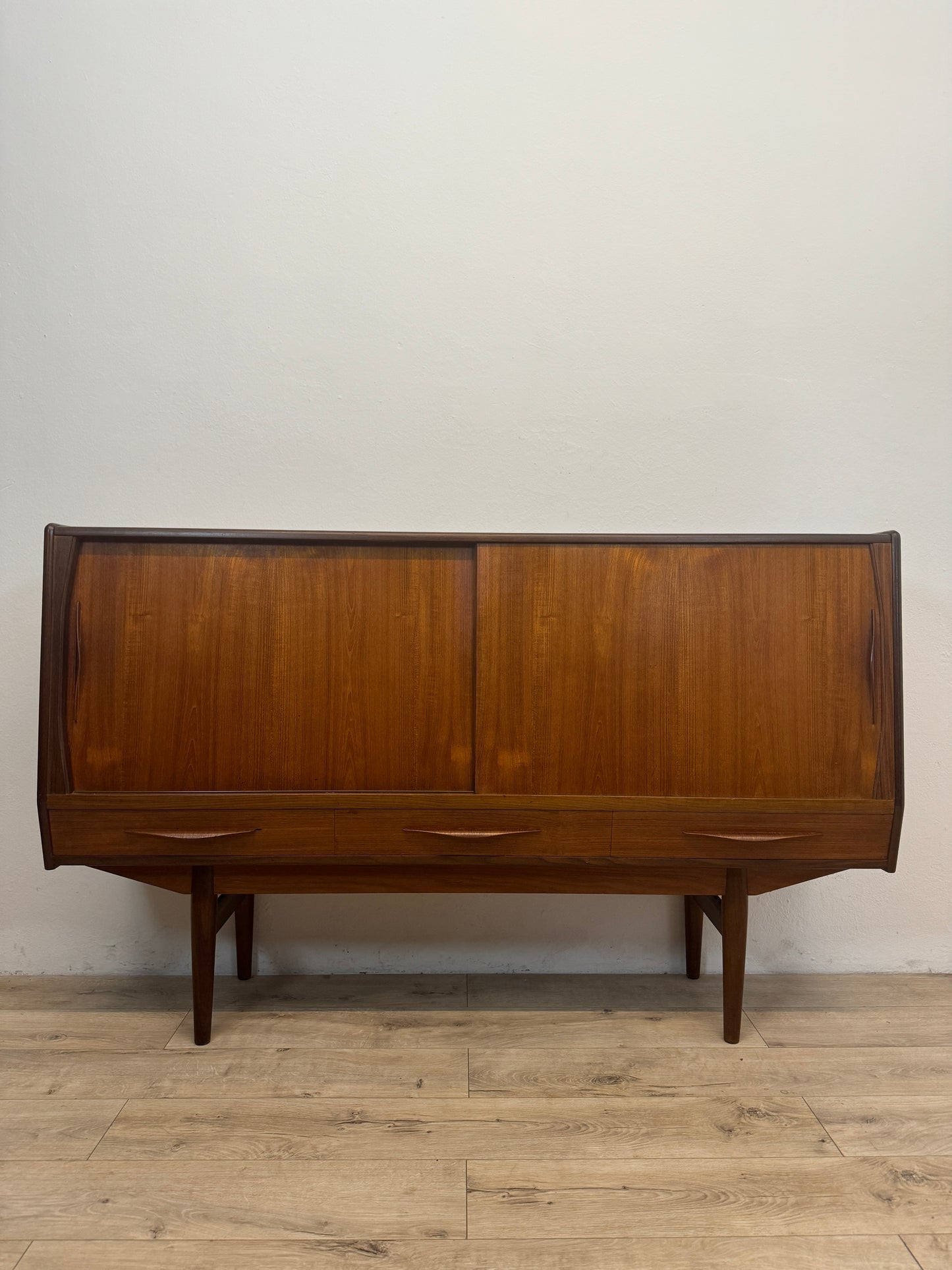 Highboard in palissandro