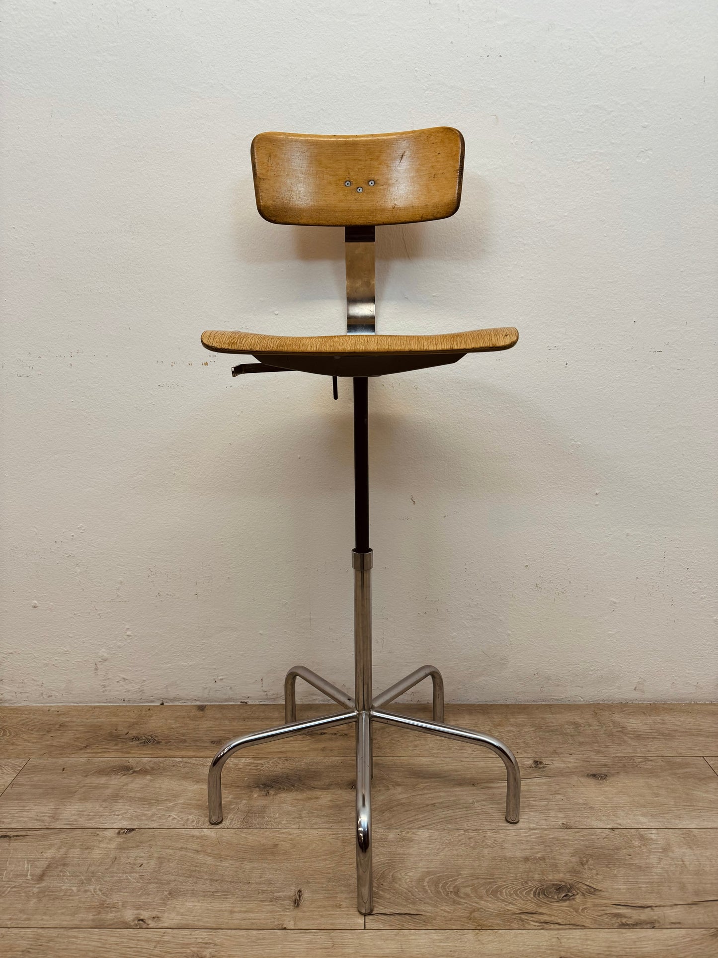 Sgabello industriale anni 60