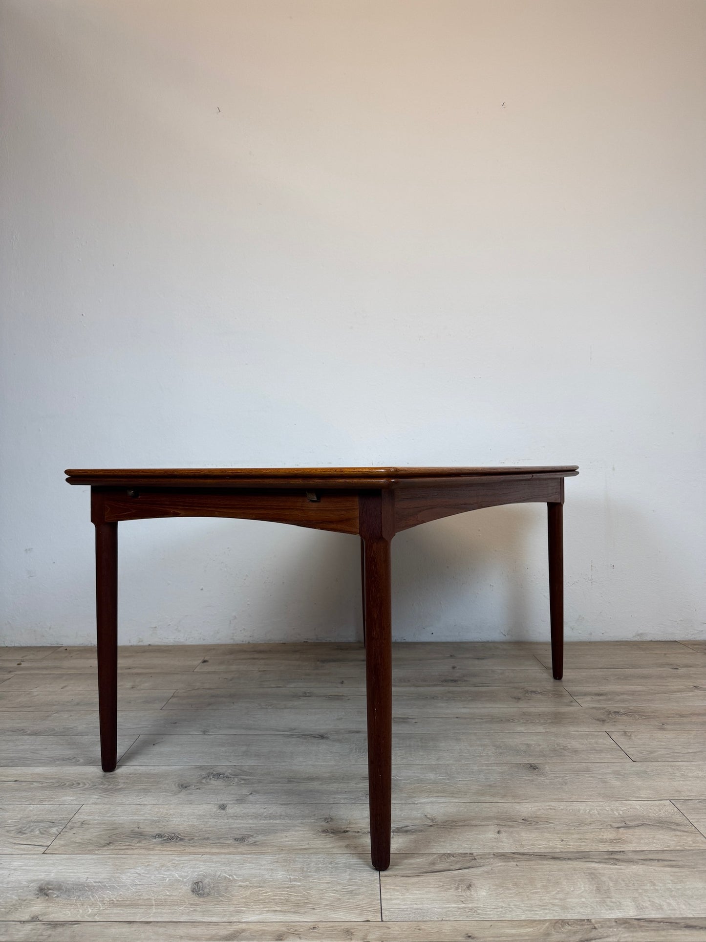Tavolo allungabile in teak