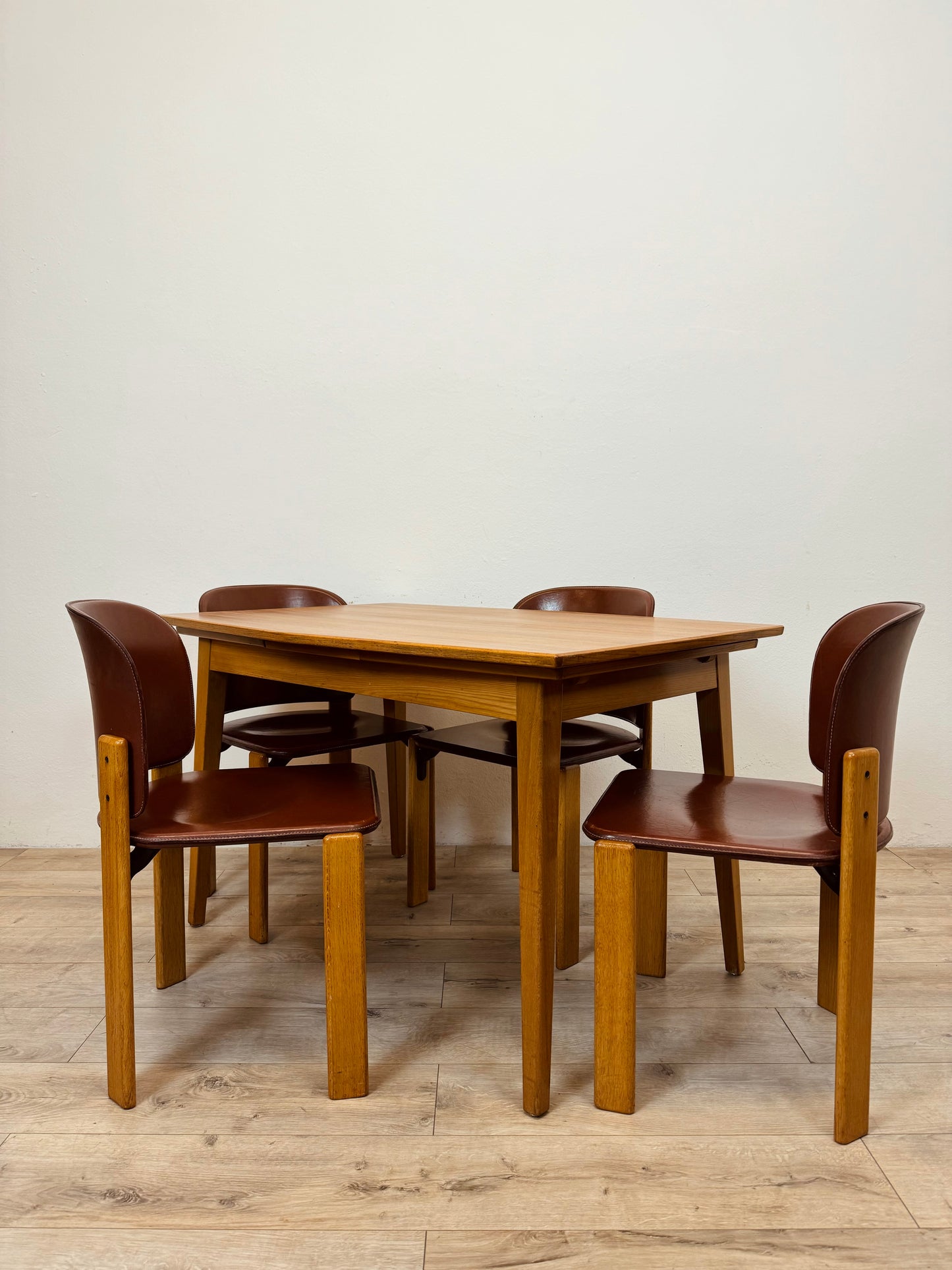 Tavolo in rovere anni 60