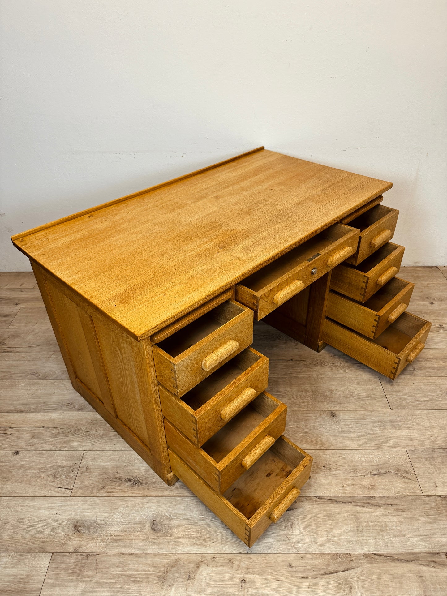 Scrivania in rovere anni 50