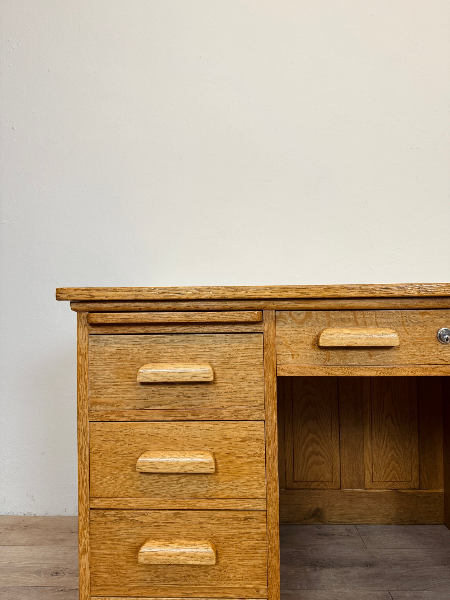 Scrivania in rovere anni 50
