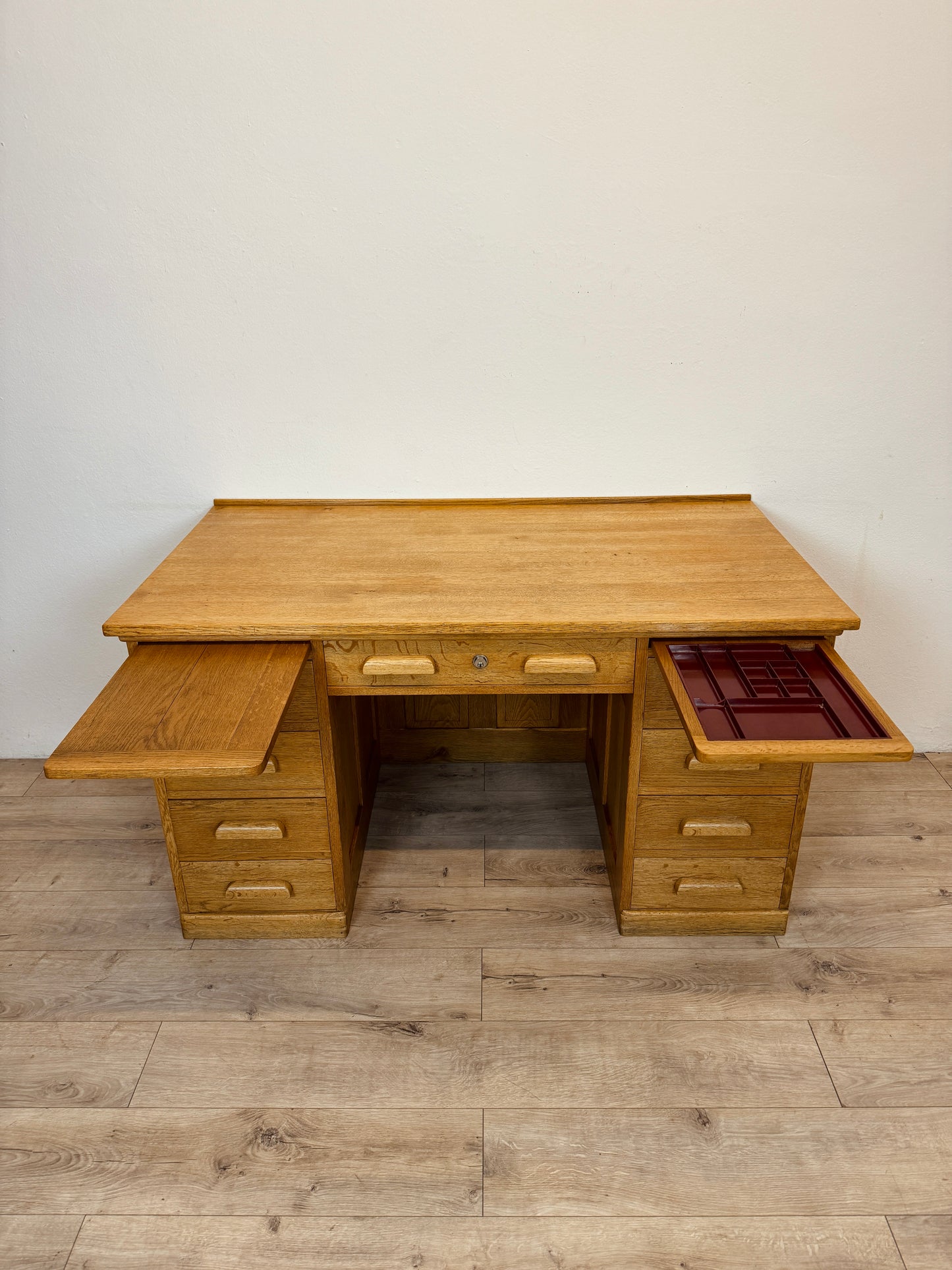 Scrivania in rovere anni 50