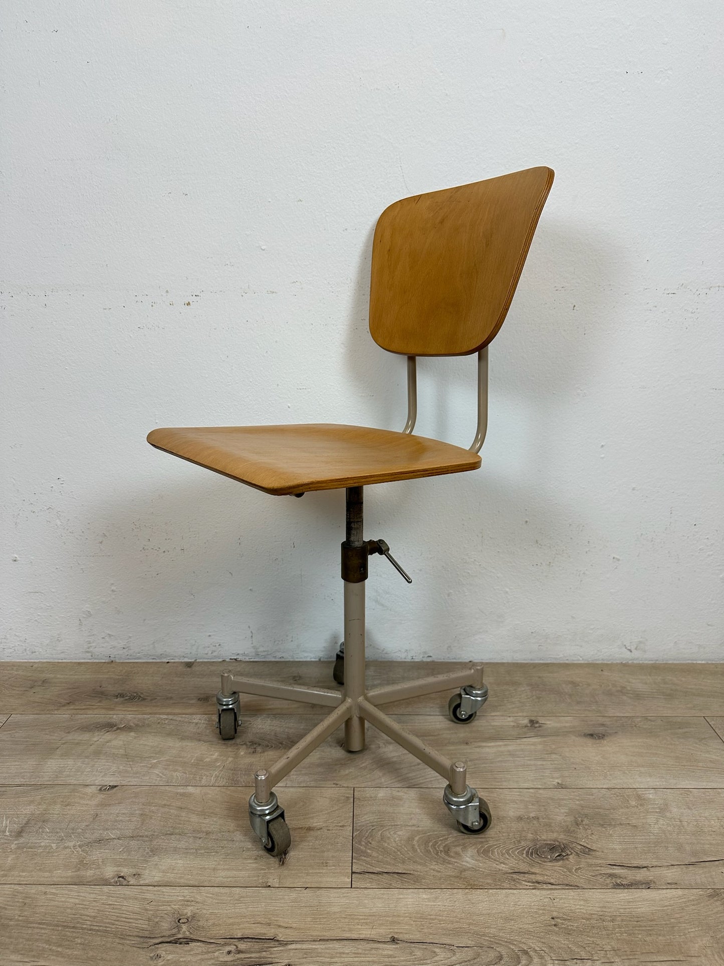 Sedia con ruote anni 60