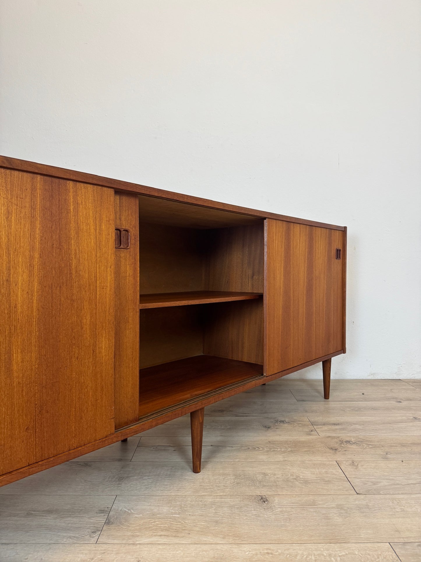 Sideboard danese in teak
