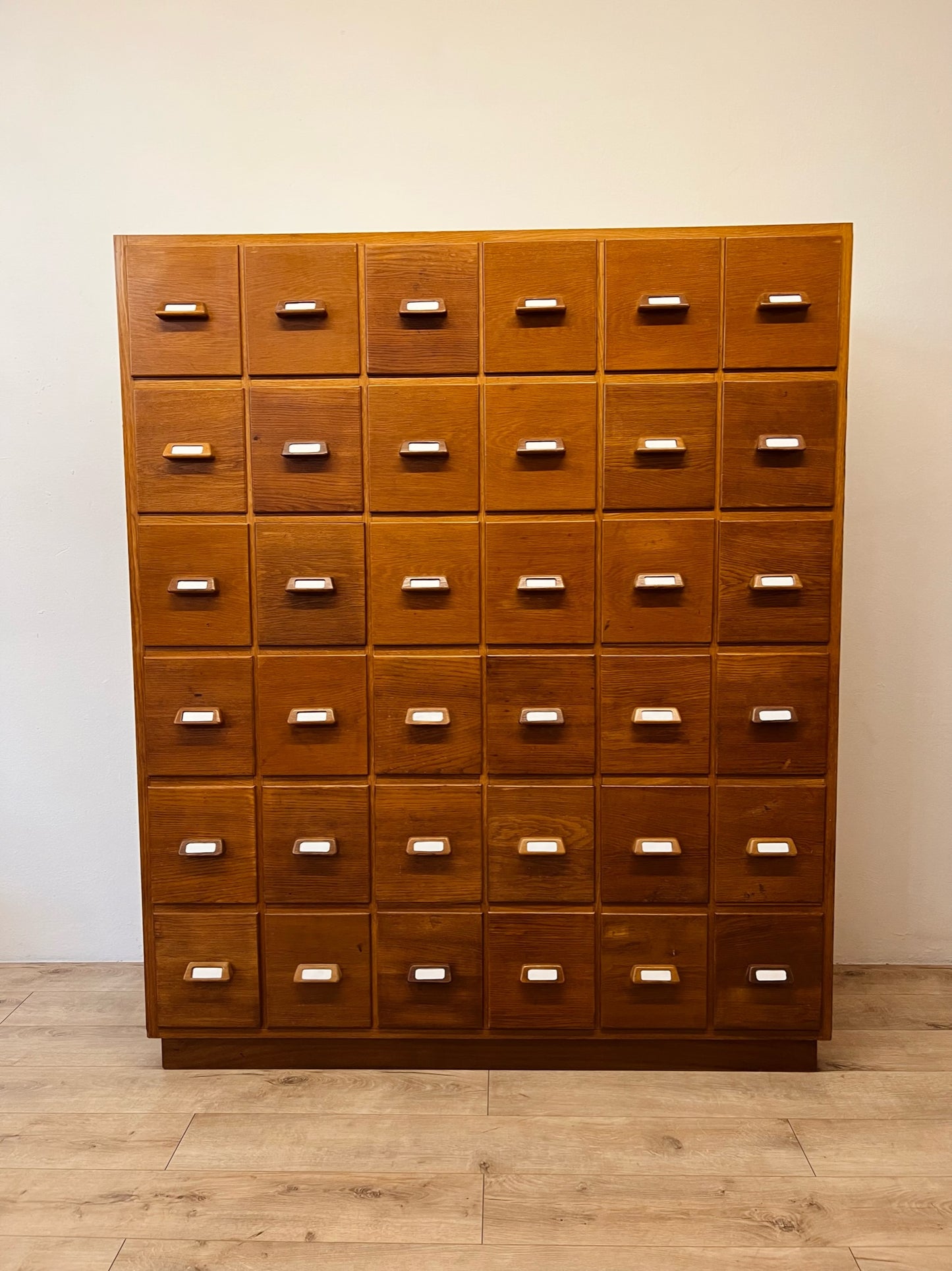 Mobile con cassetti anni 40
