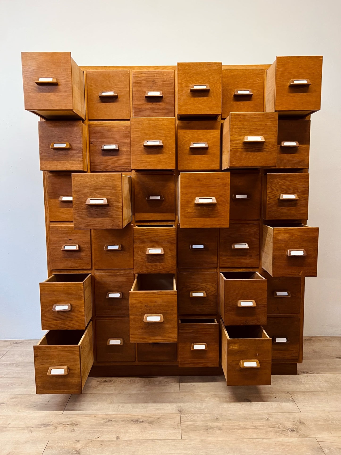 Mobile con cassetti anni 40