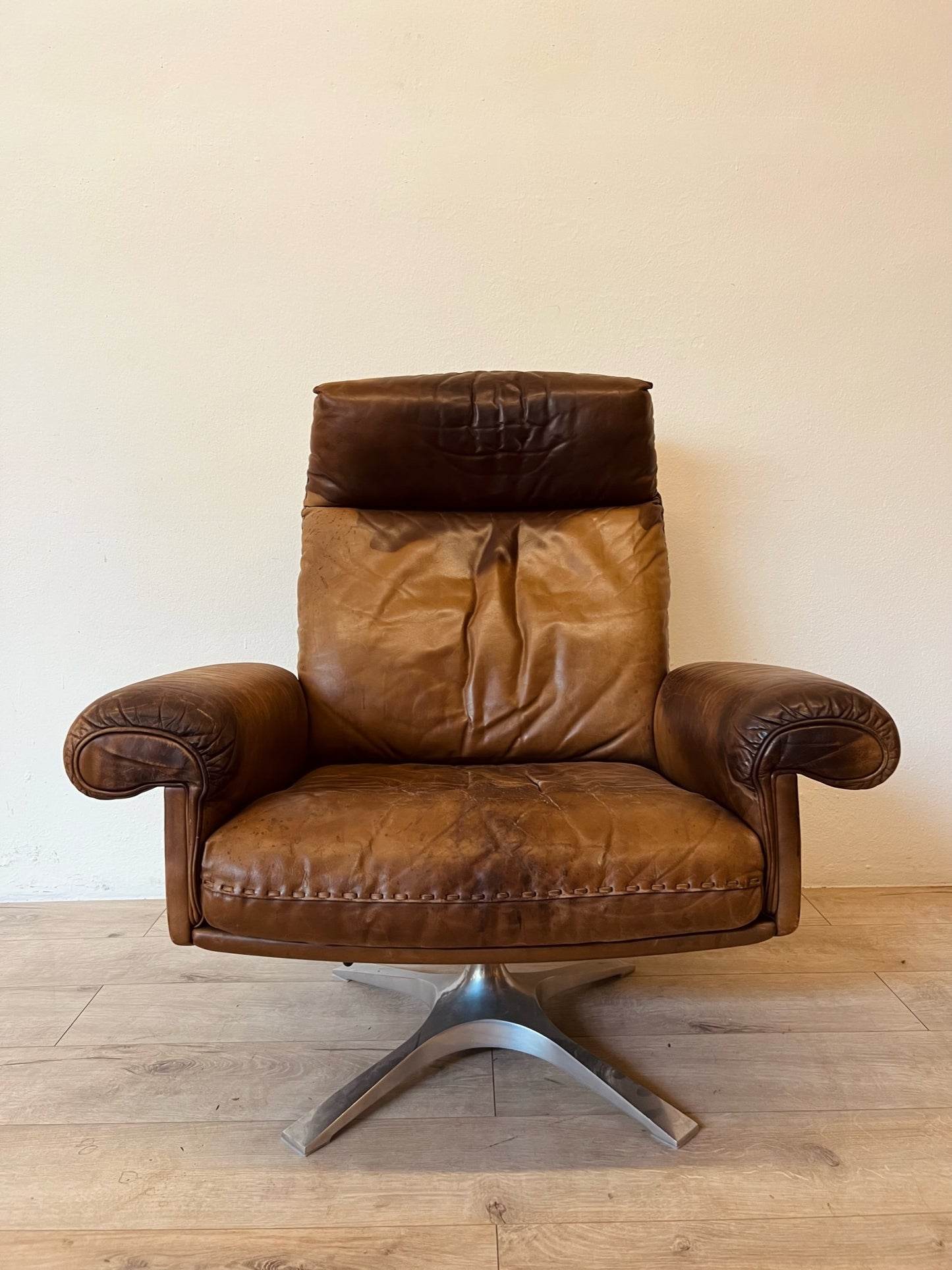 Poltrone e poggiapiedi De Sede DS31