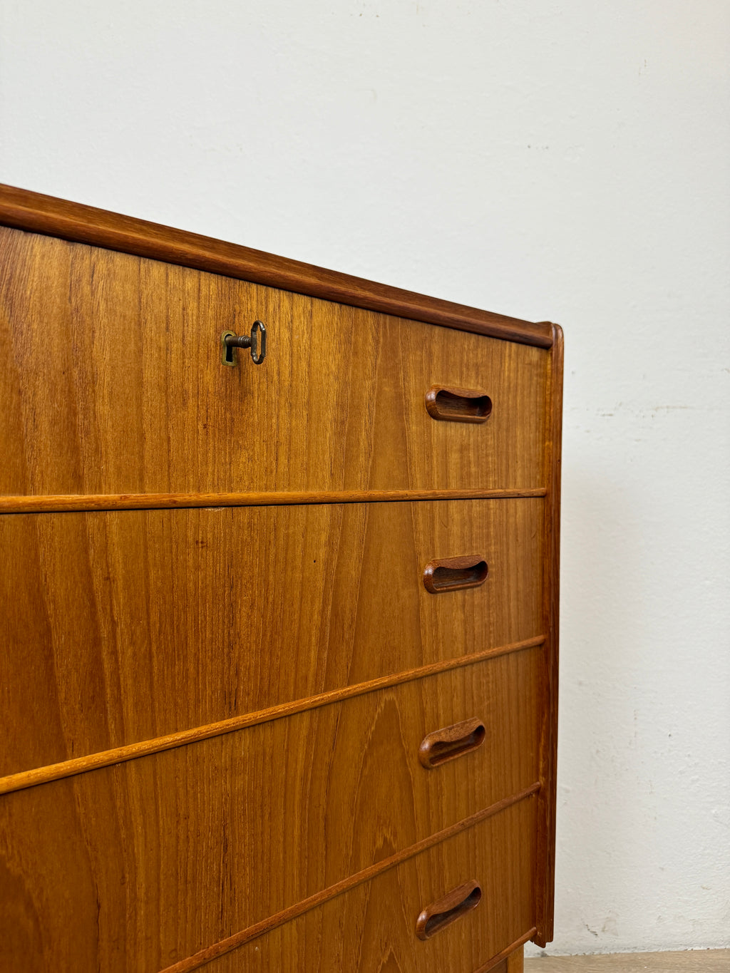 Cassettiera danese in teak