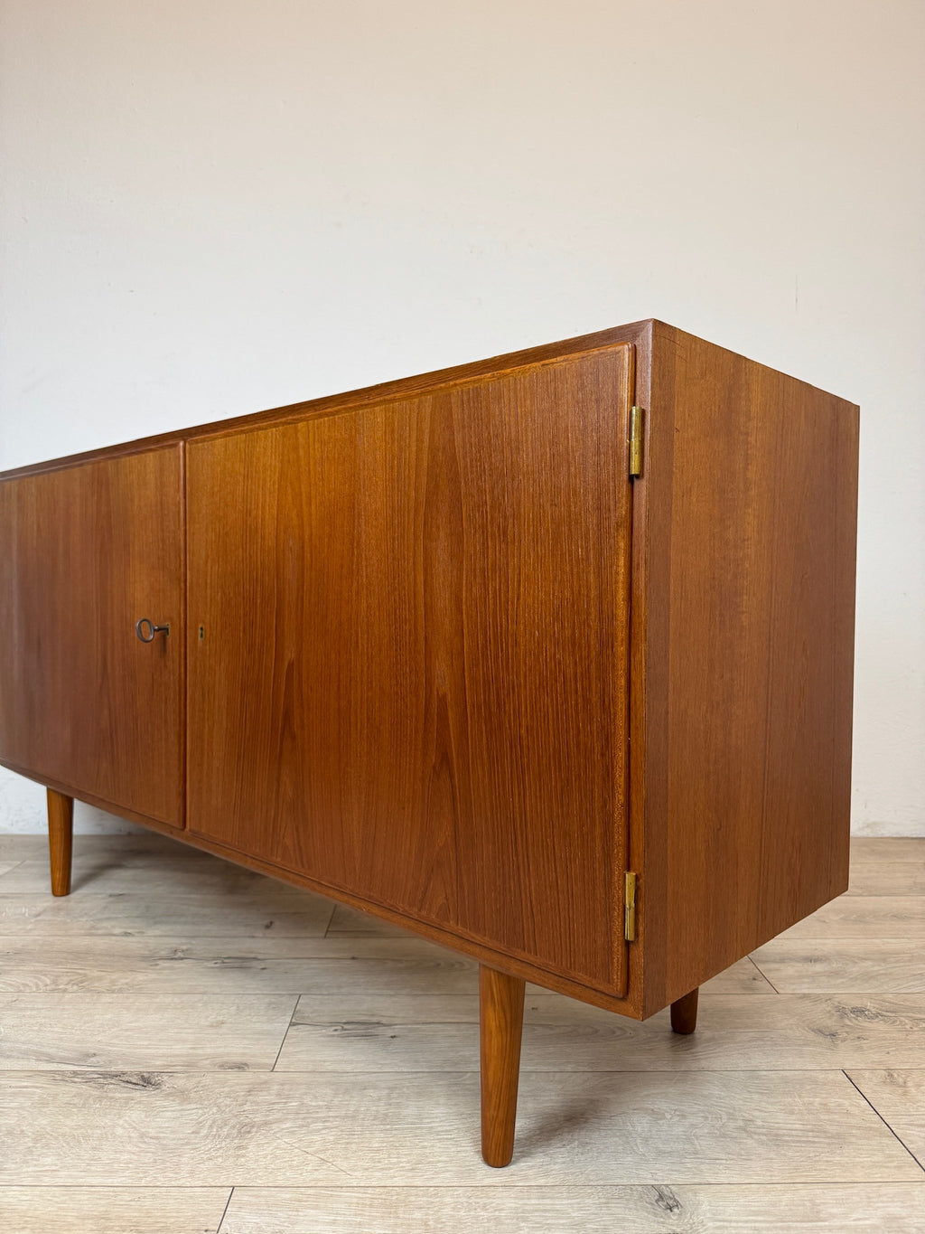 Sideboard Poul Hundevad in teak