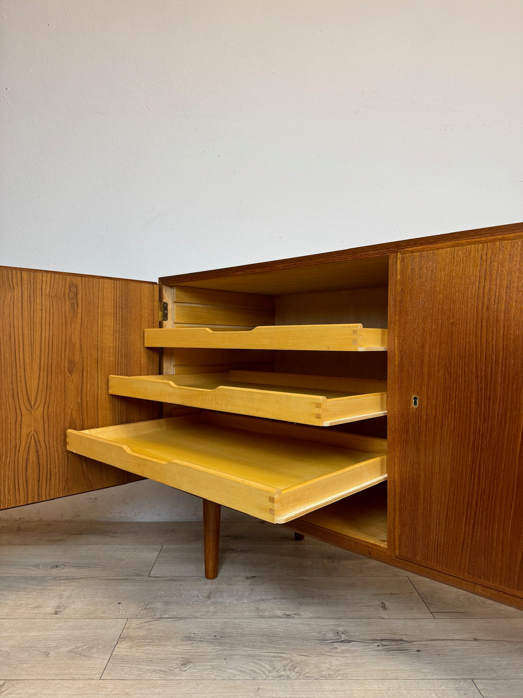 Sideboard Poul Hundevad in teak
