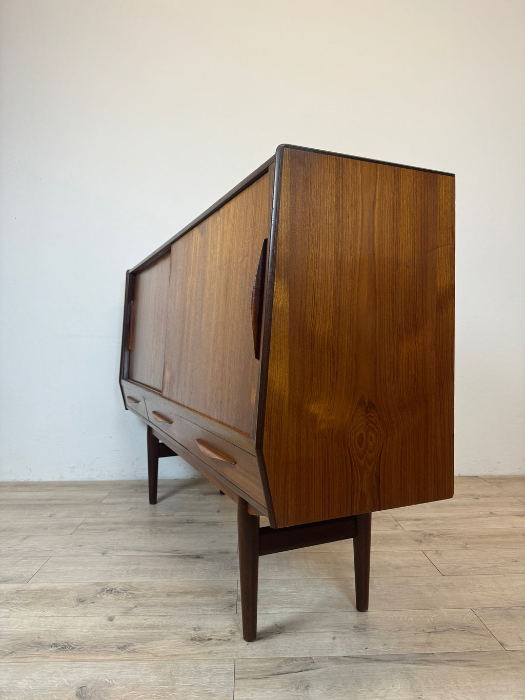 Highboard in palissandro