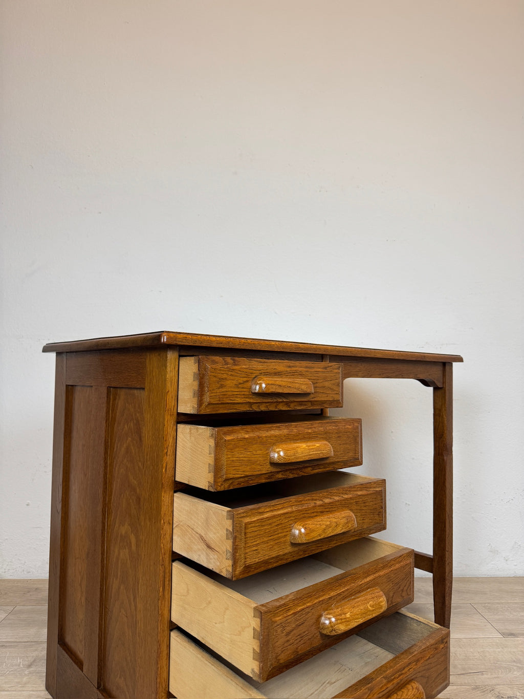 Scrivania piccola in rovere