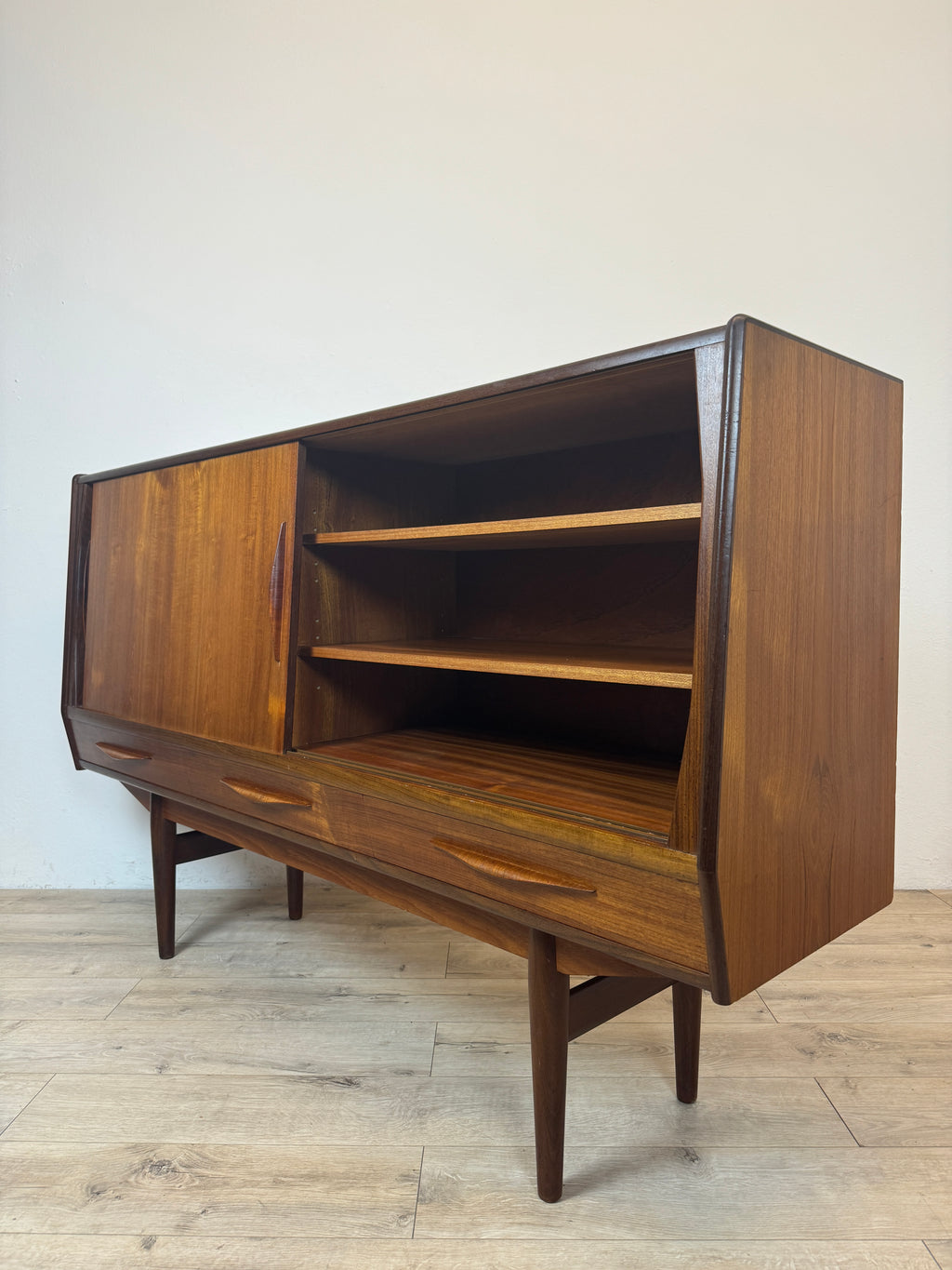 Highboard in palissandro