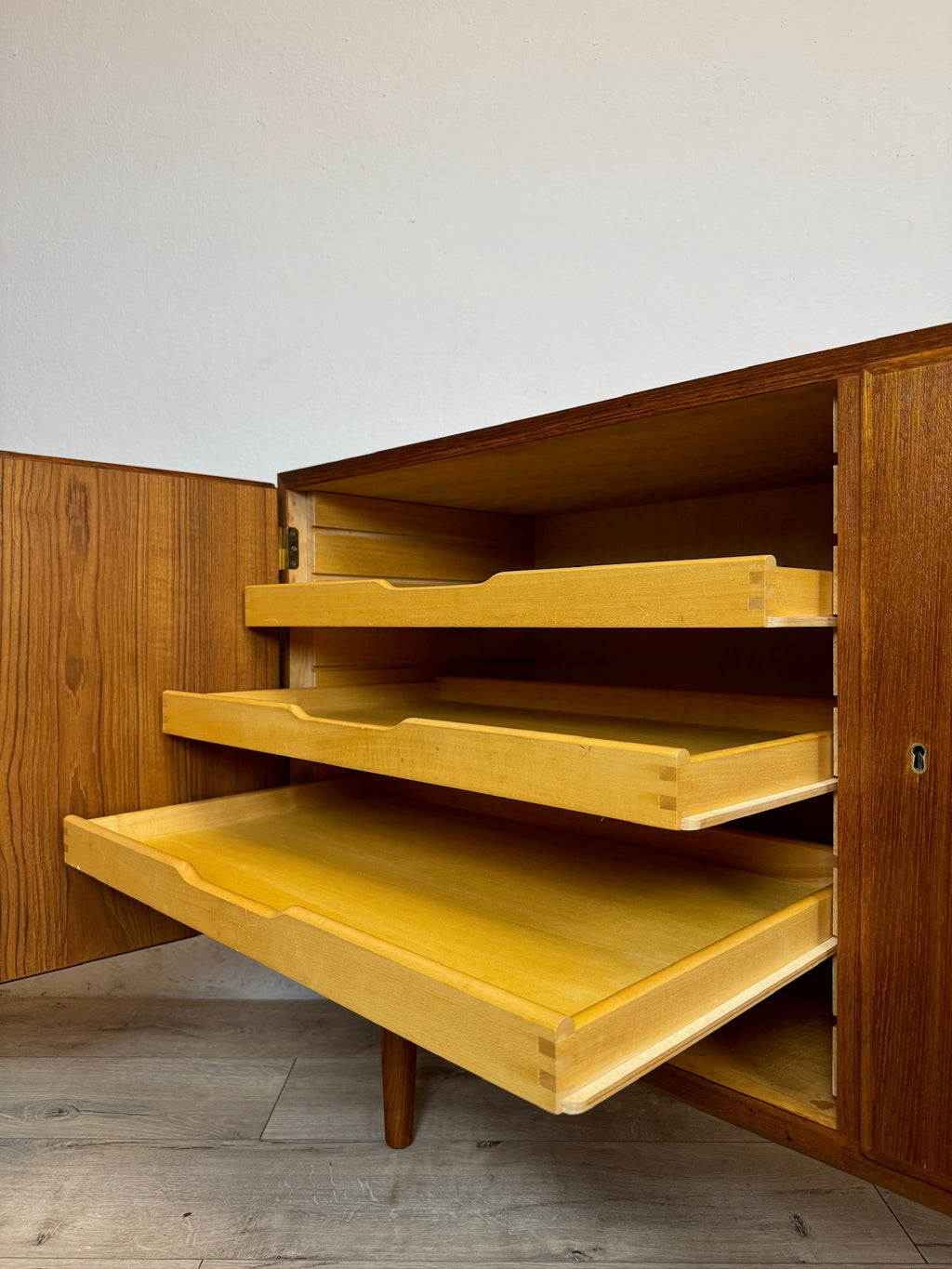 Sideboard Poul Hundevad in teak