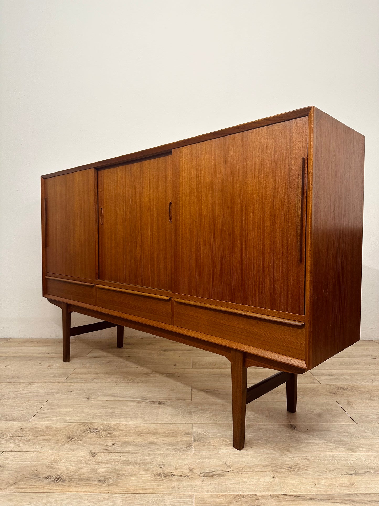 Credenza danese anni 60 in teak VecchioRetrobottega