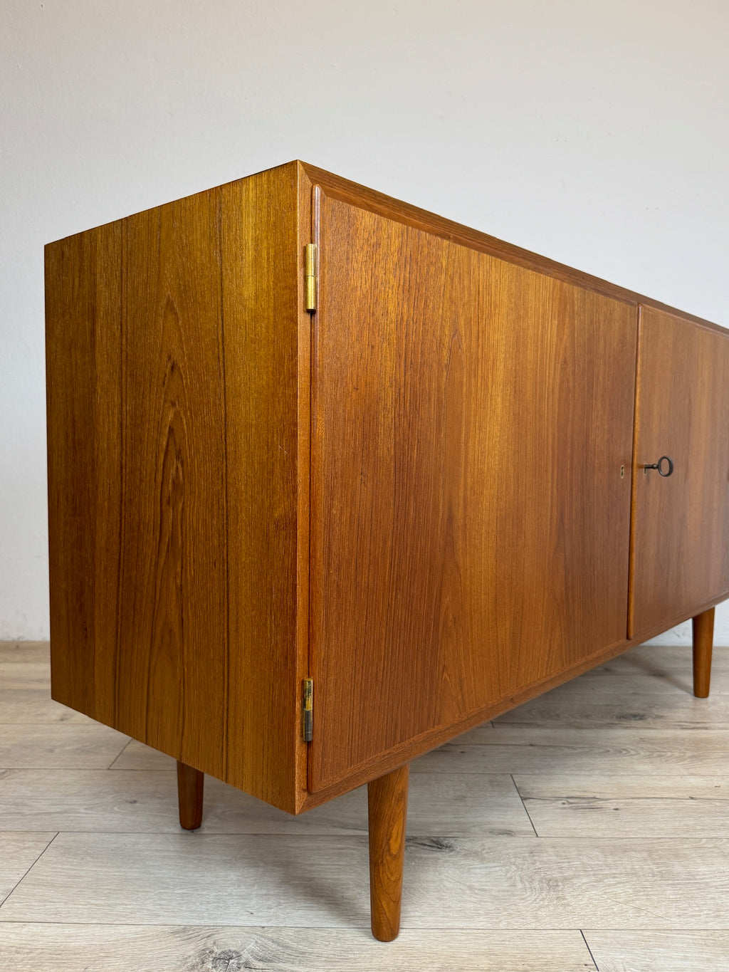Sideboard Poul Hundevad in teak