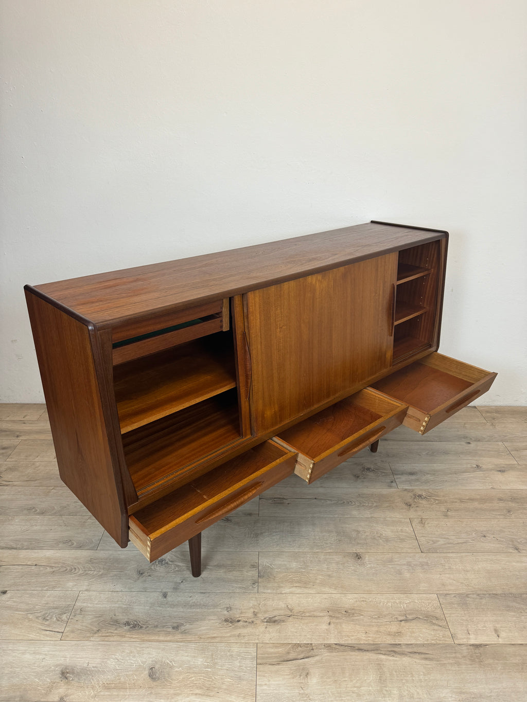 Highboard in palissandro
