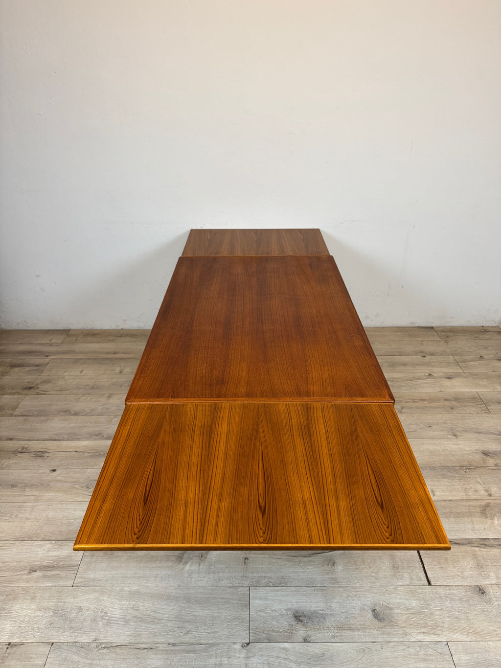 Tavolo danese in teak
