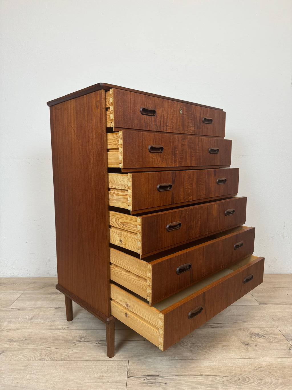Cassettiera in teak anni 70