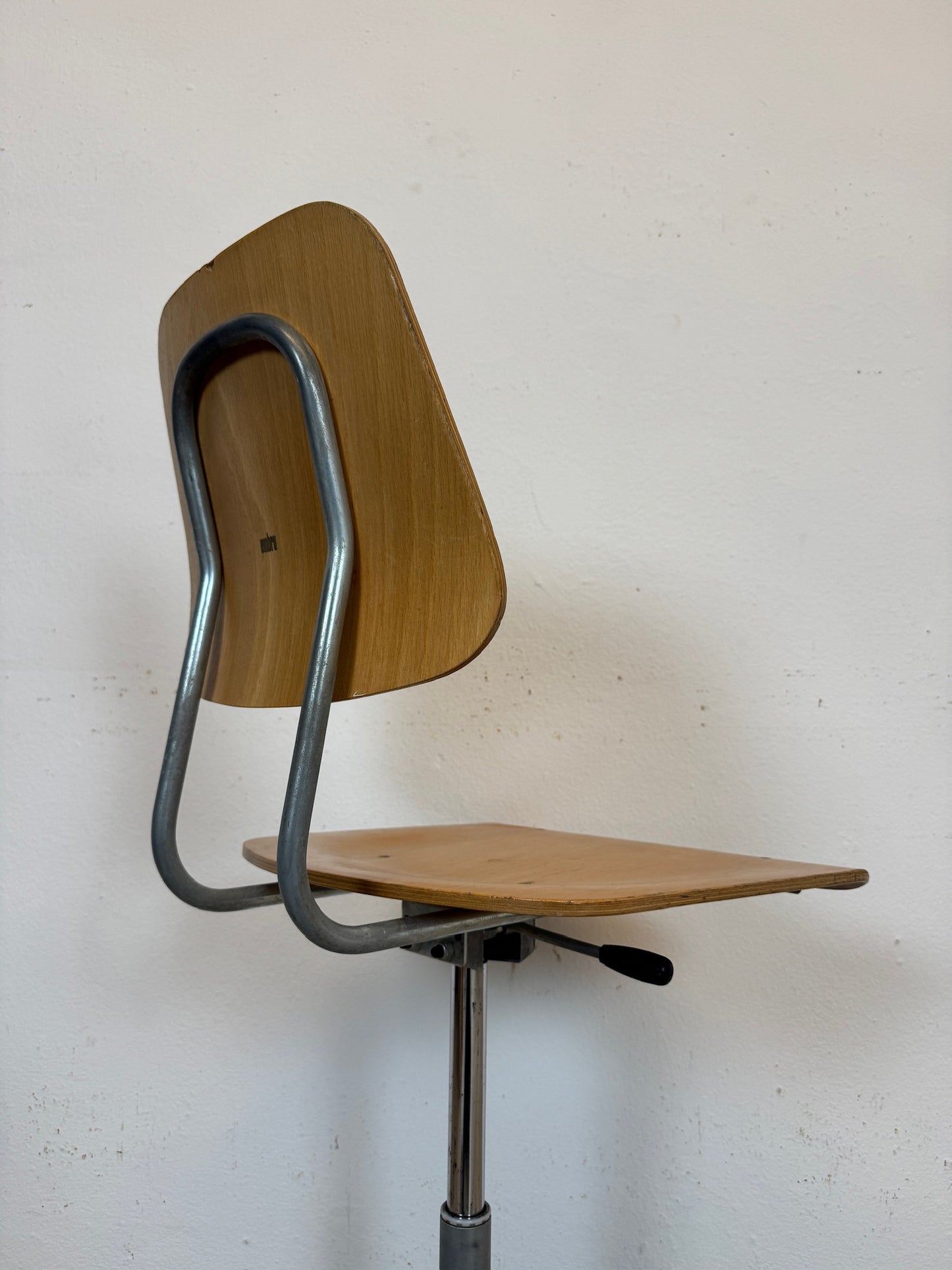 Sedia da scuola regolabile in altezza