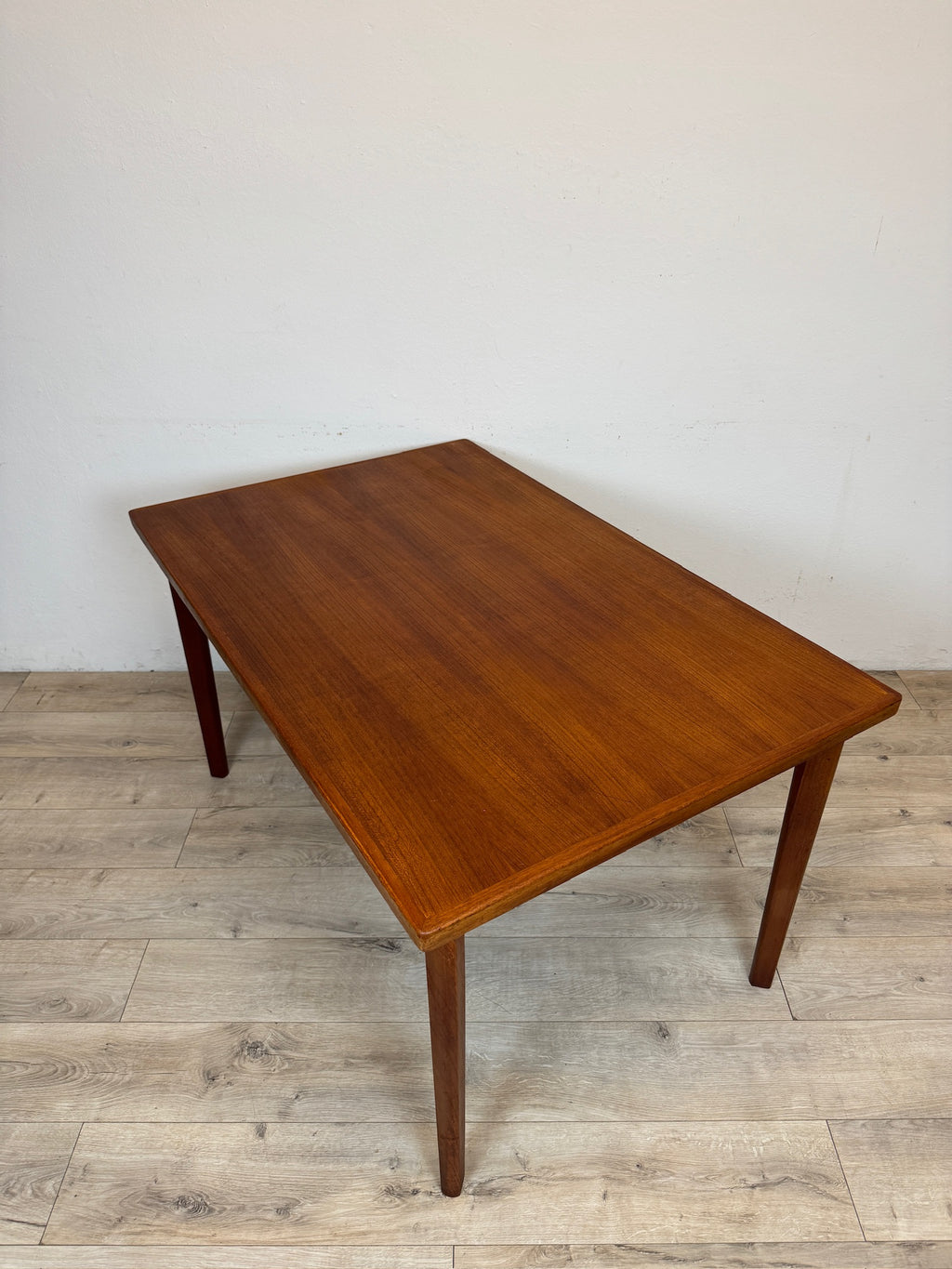 Tavolo danese in teak