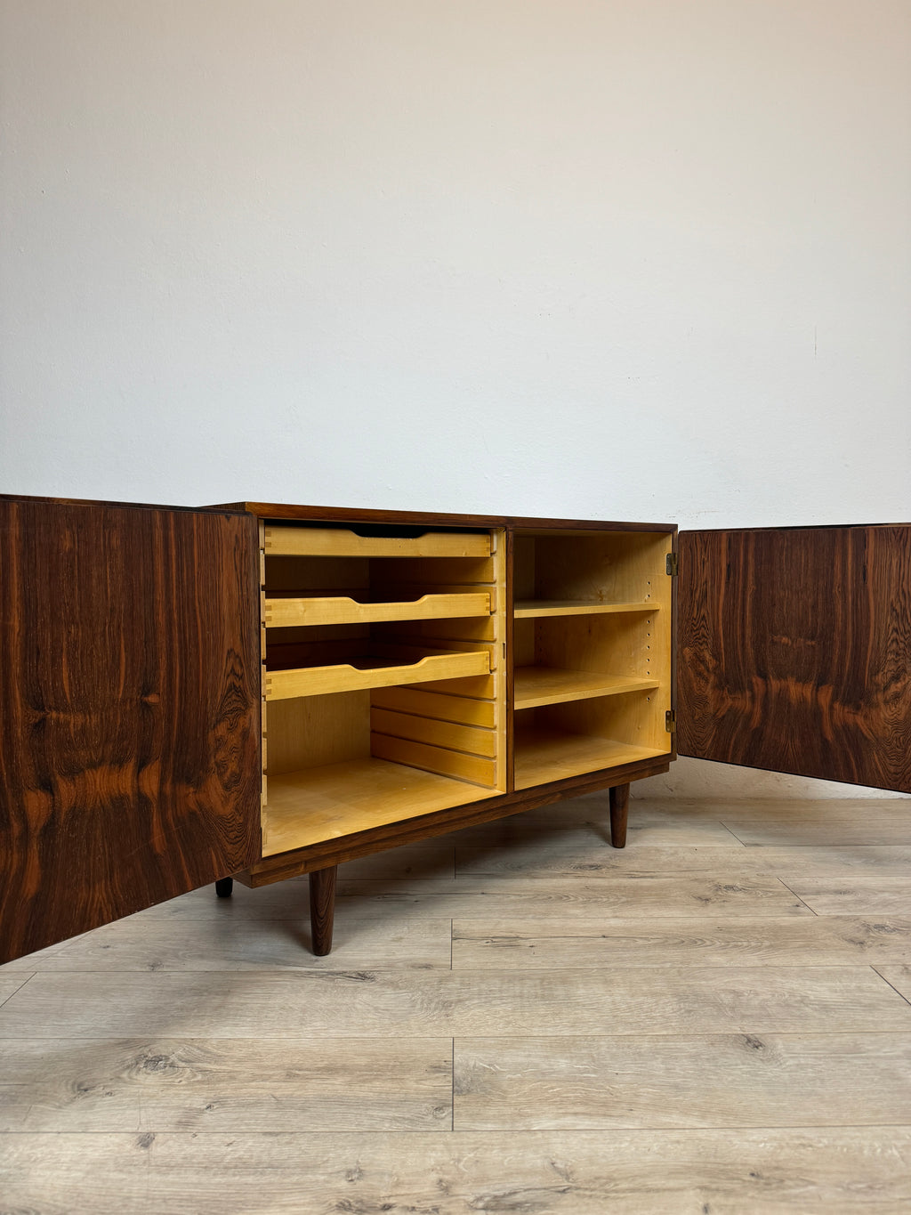 Sideboard in palissandro di Poul Hundevad