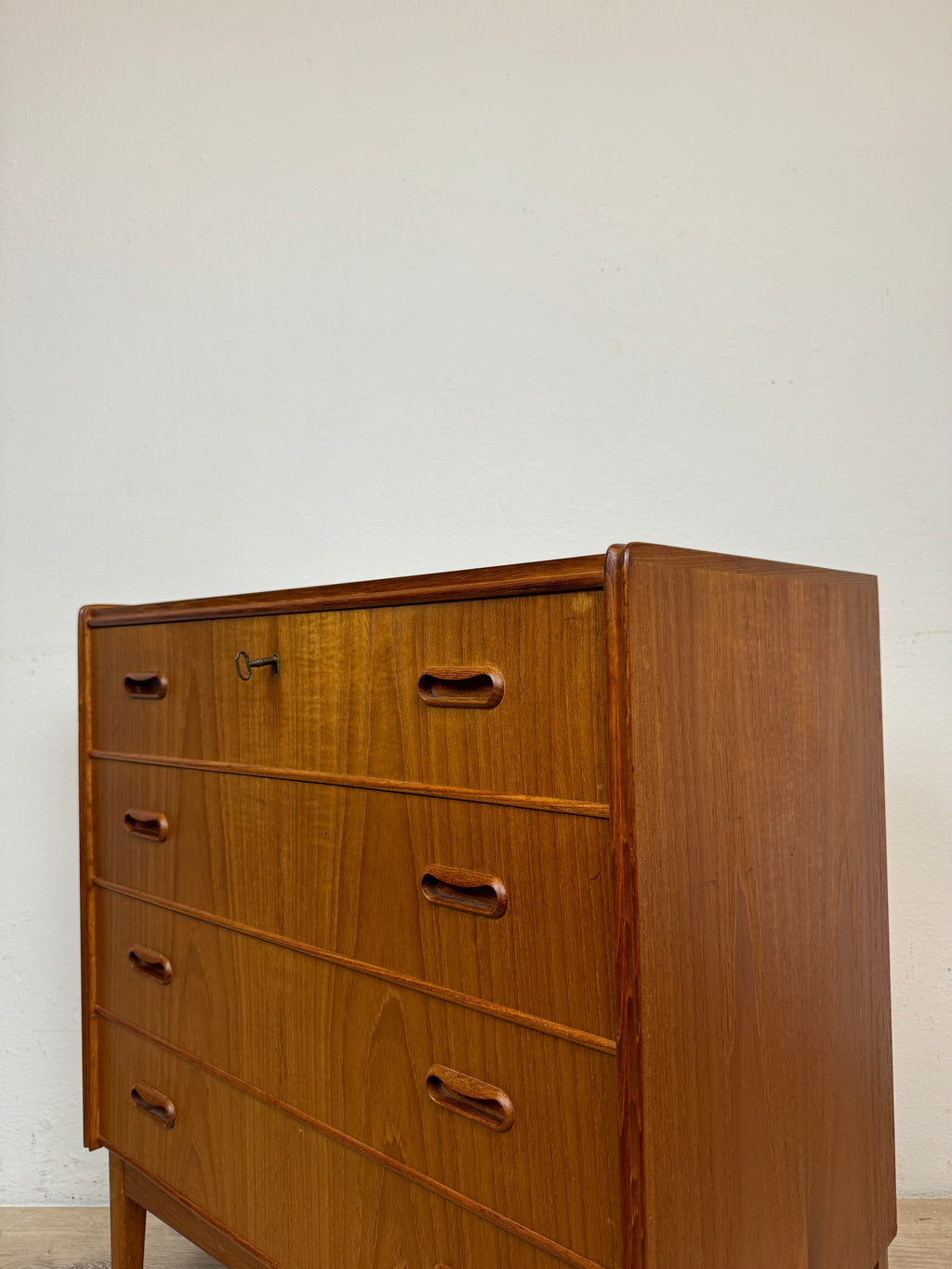Cassettiera danese in teak