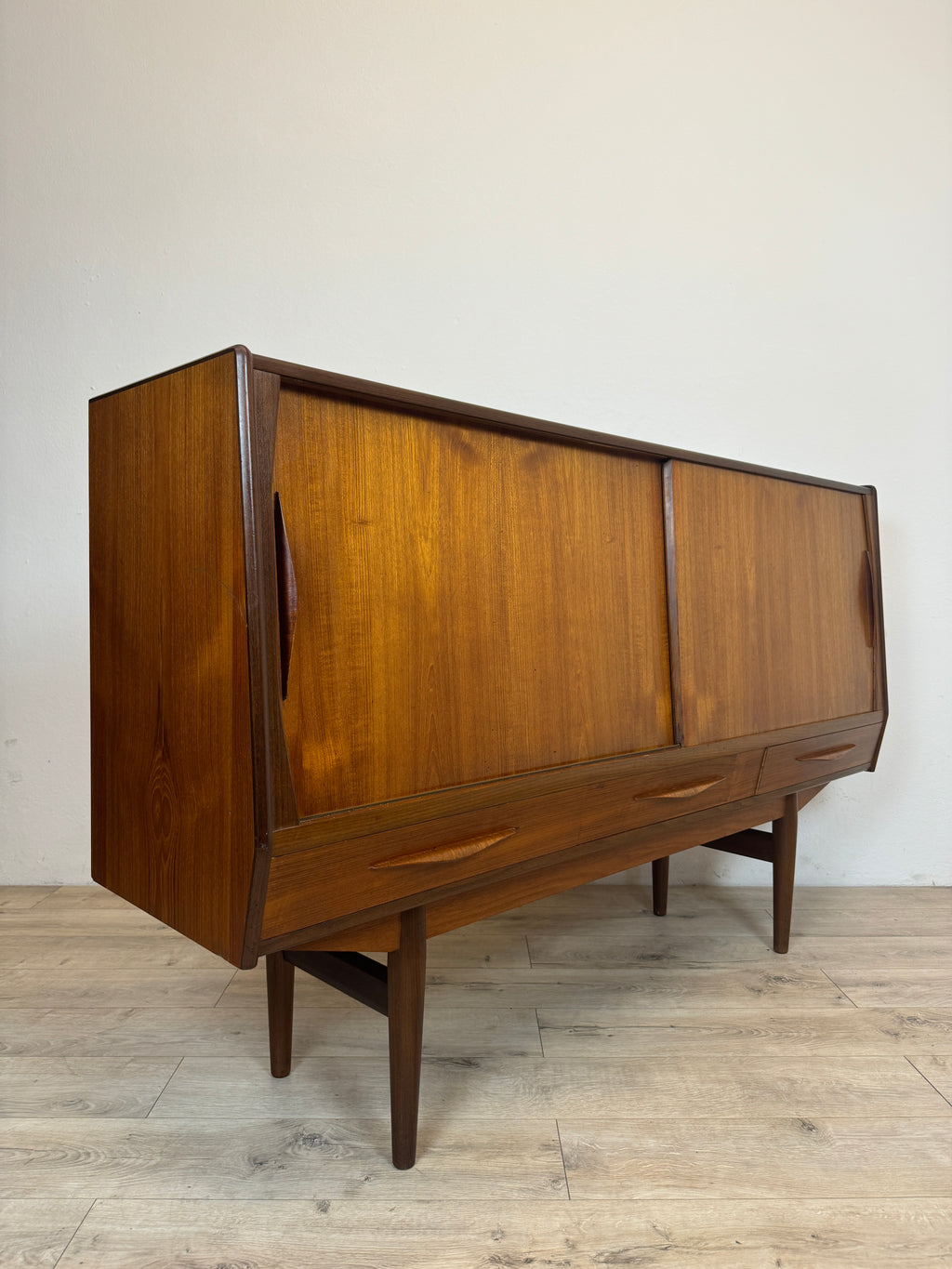 Highboard in palissandro