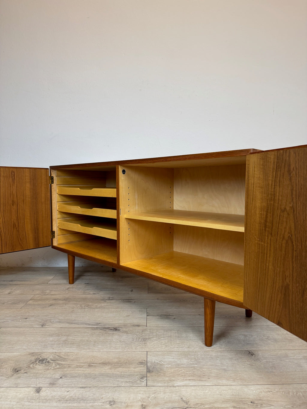 Sideboard Poul Hundevad in teak
