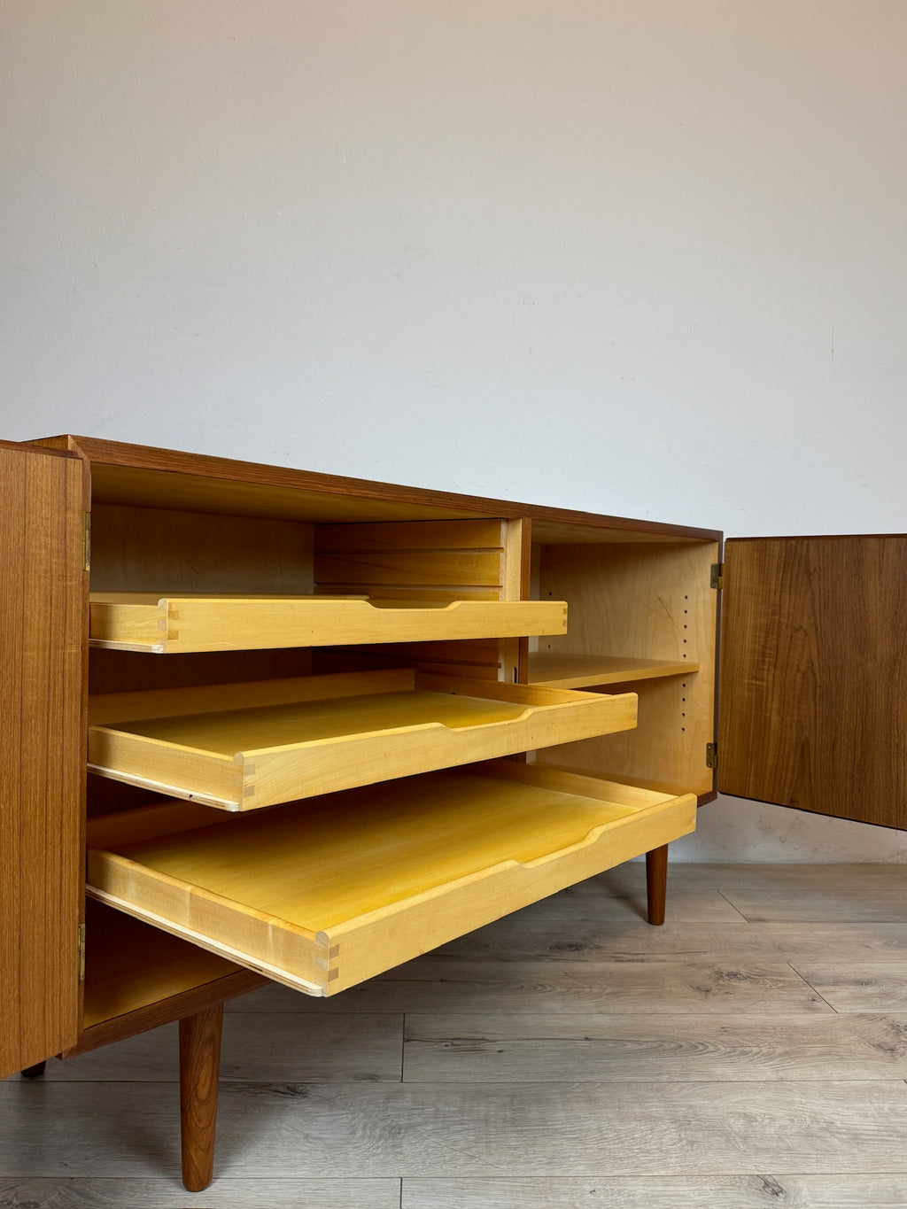 Sideboard Poul Hundevad in teak