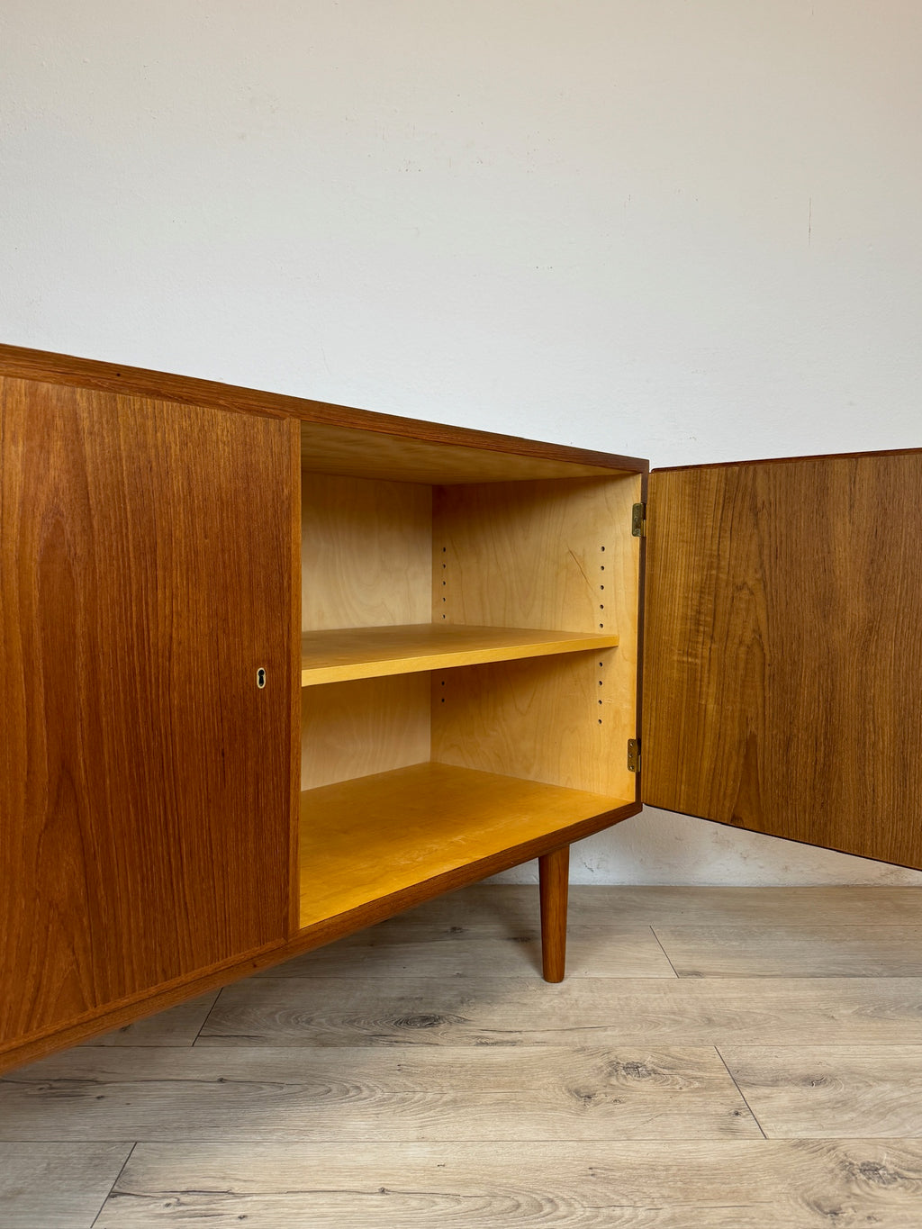 Sideboard Poul Hundevad in teak