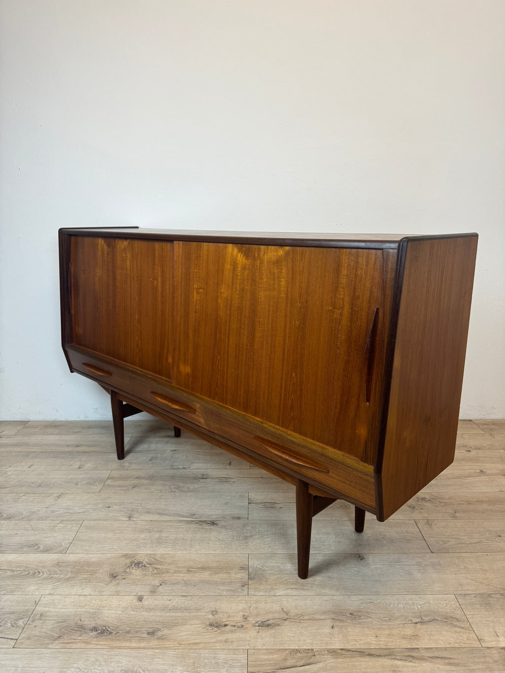 Highboard in palissandro