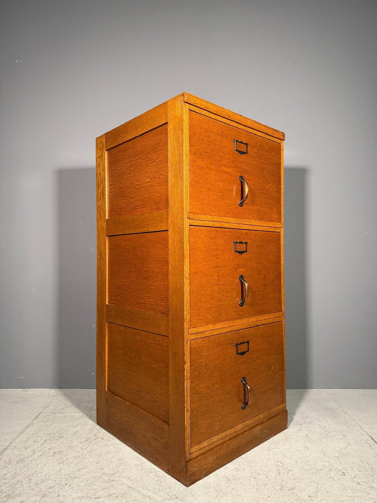 Schedario in rovere Anni 60