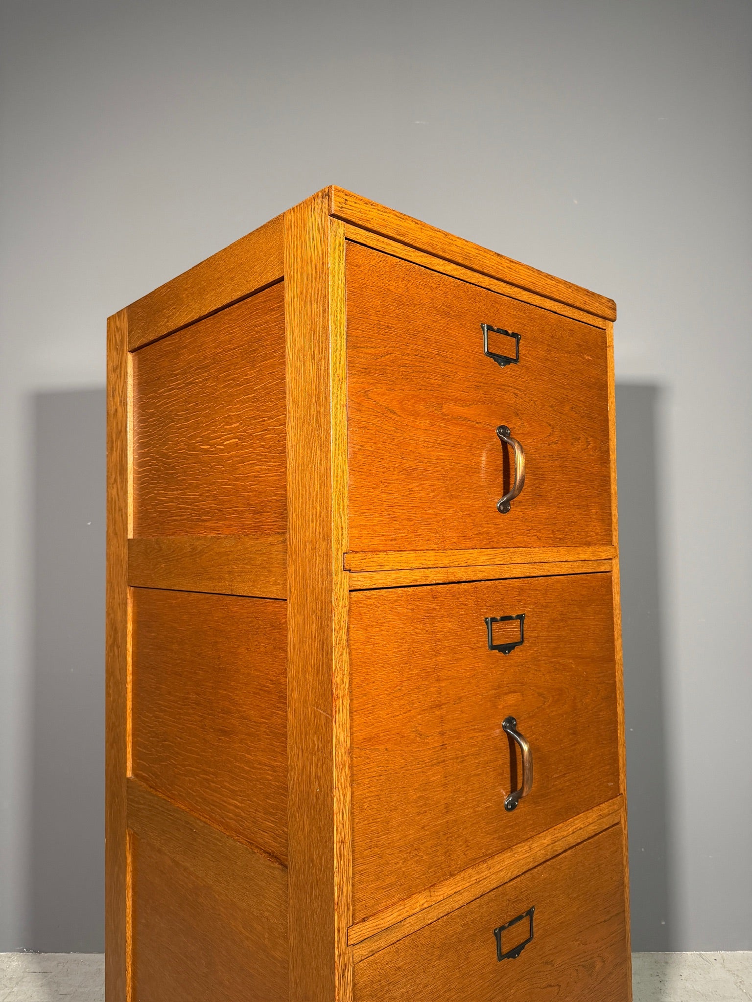 Schedario in rovere Anni 60