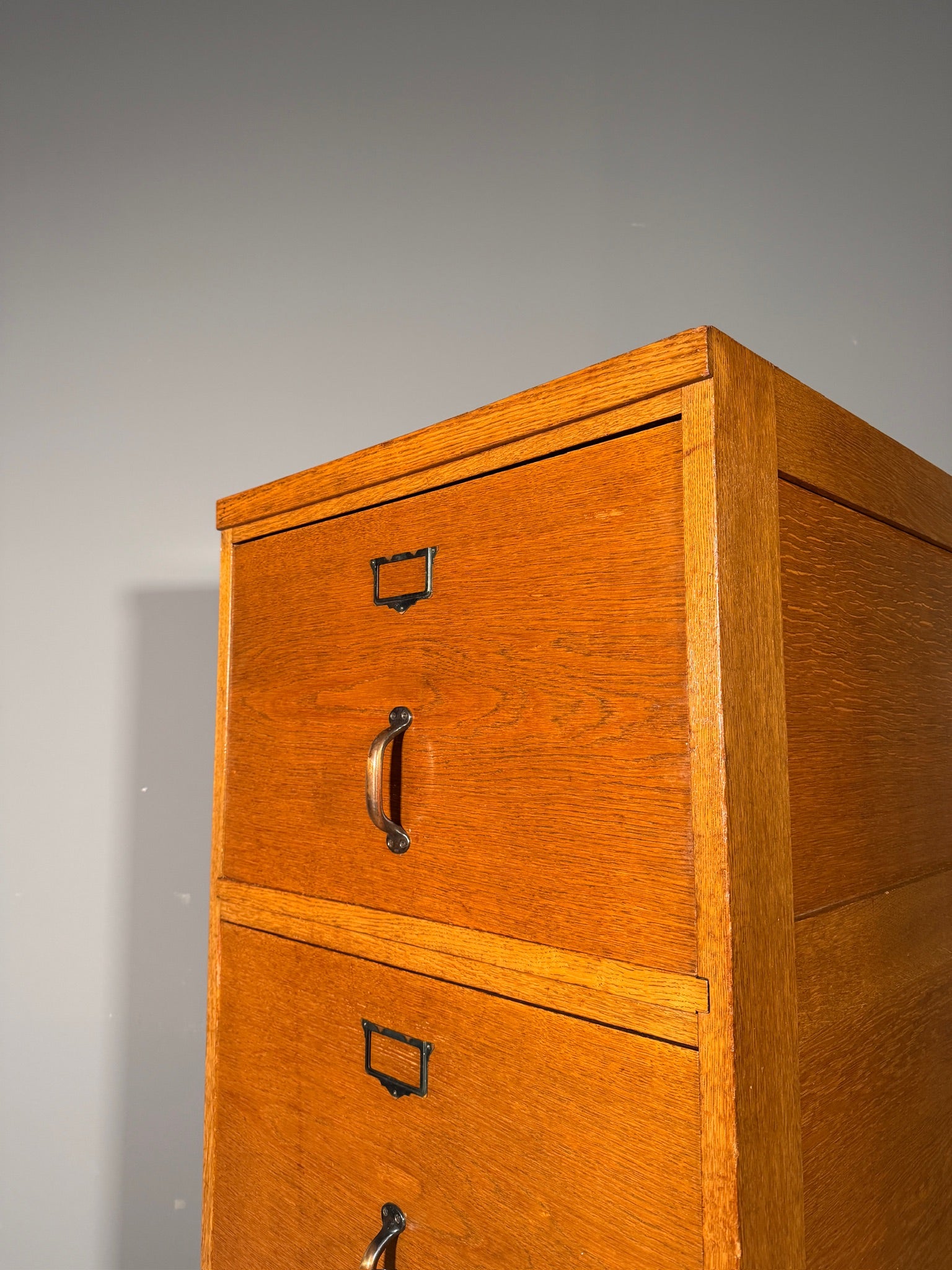 Schedario in rovere Anni 60