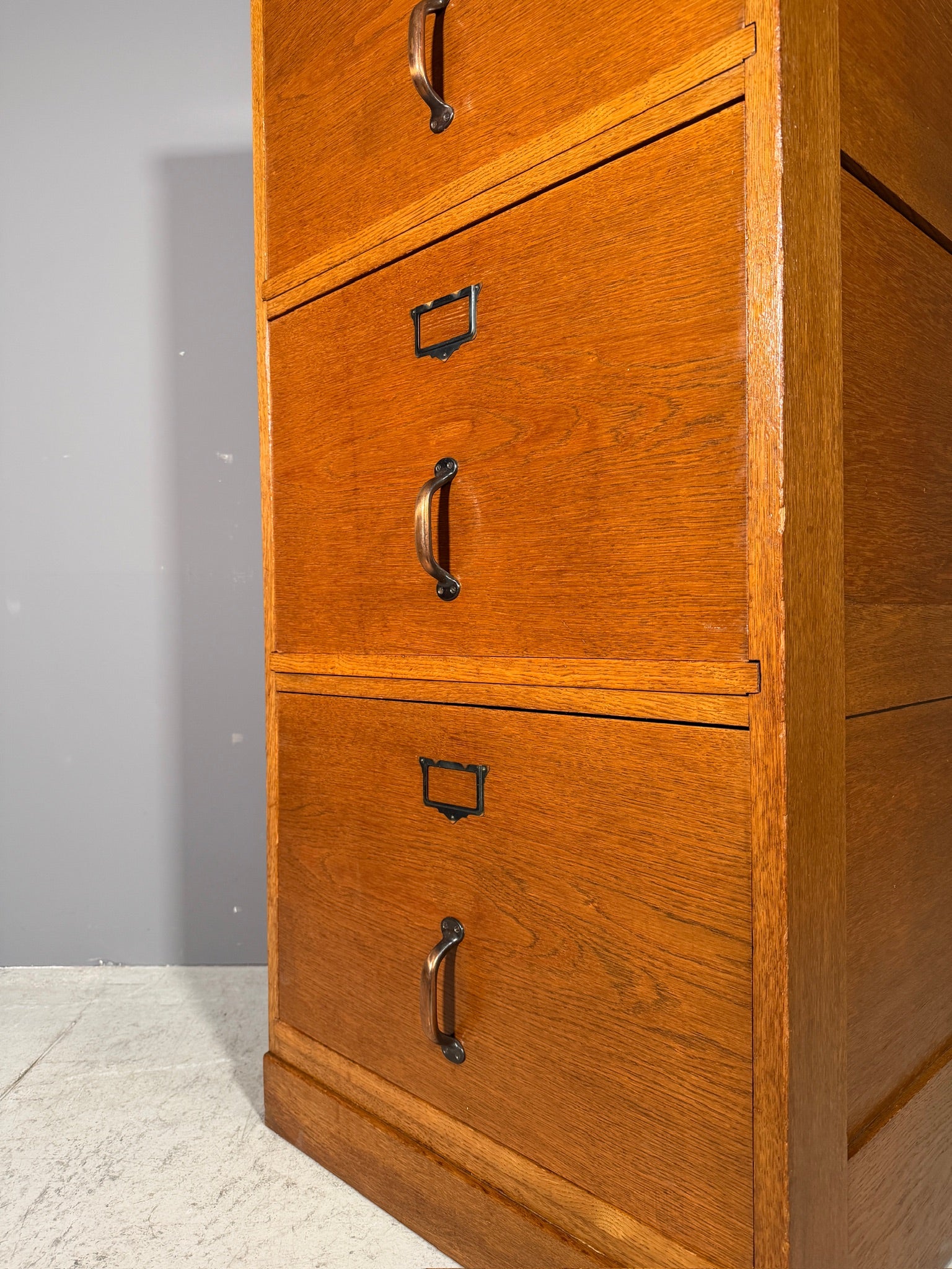 Schedario in rovere Anni 60