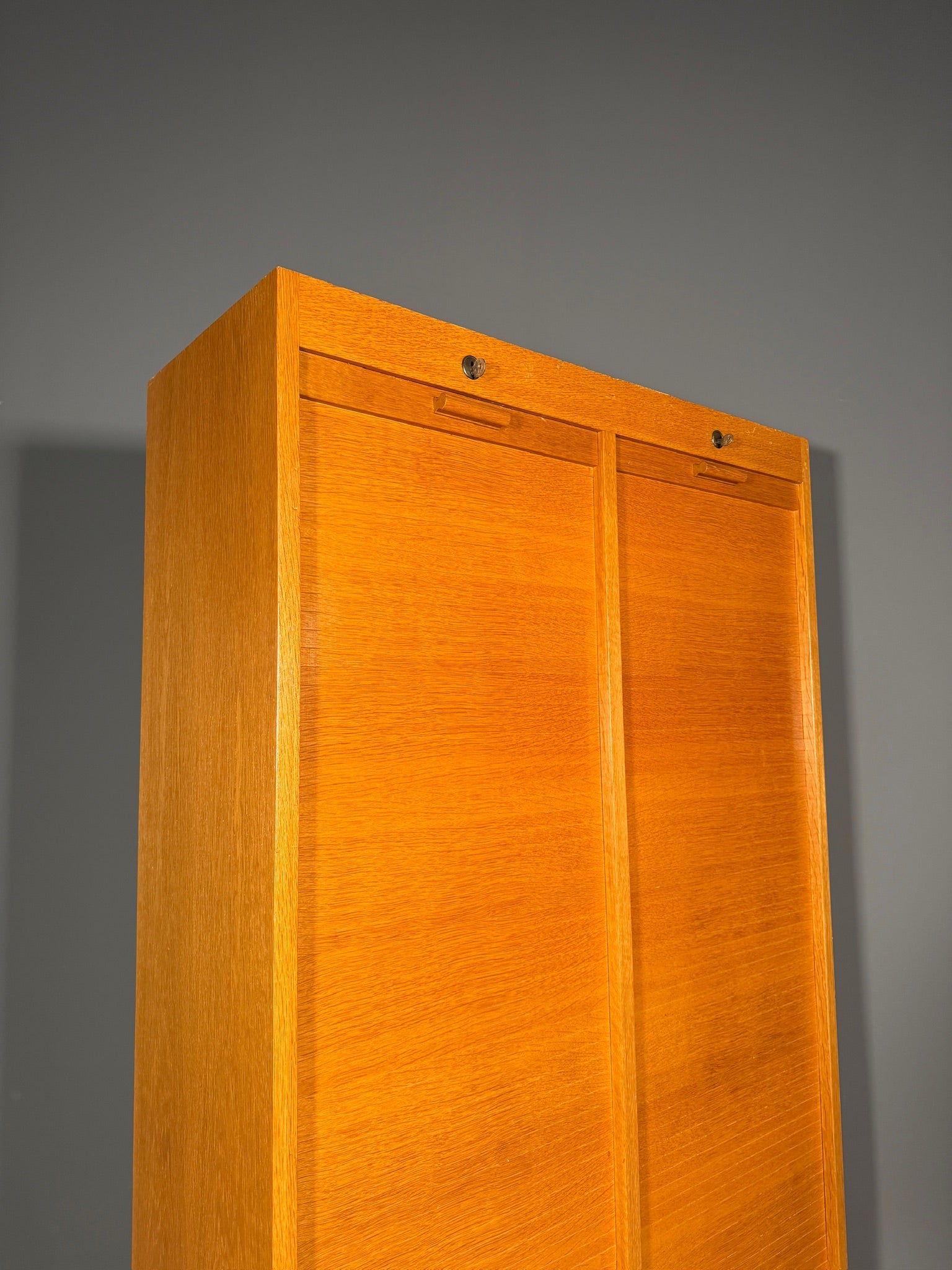 Mobile a serrandina Anni 70